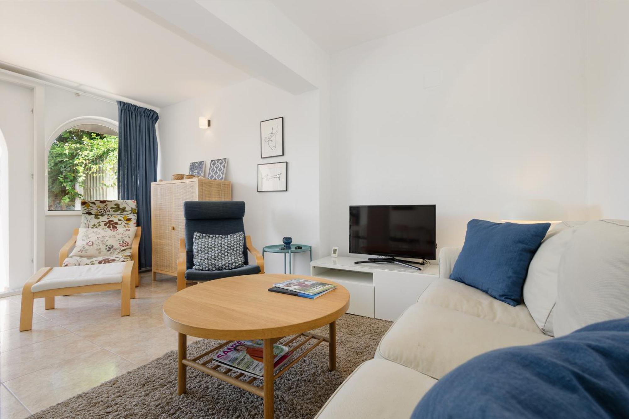 Cozy At The In Costabella, Marbella