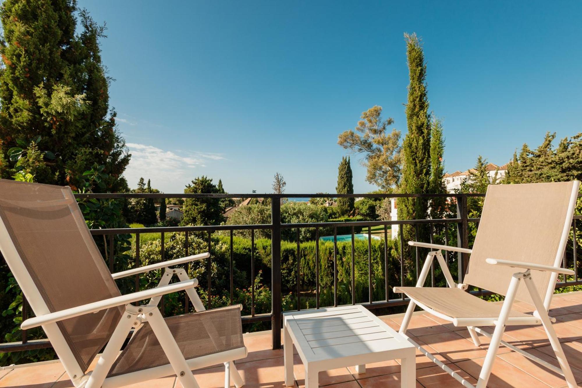 Cozy At The In Costabella, Holiday home *