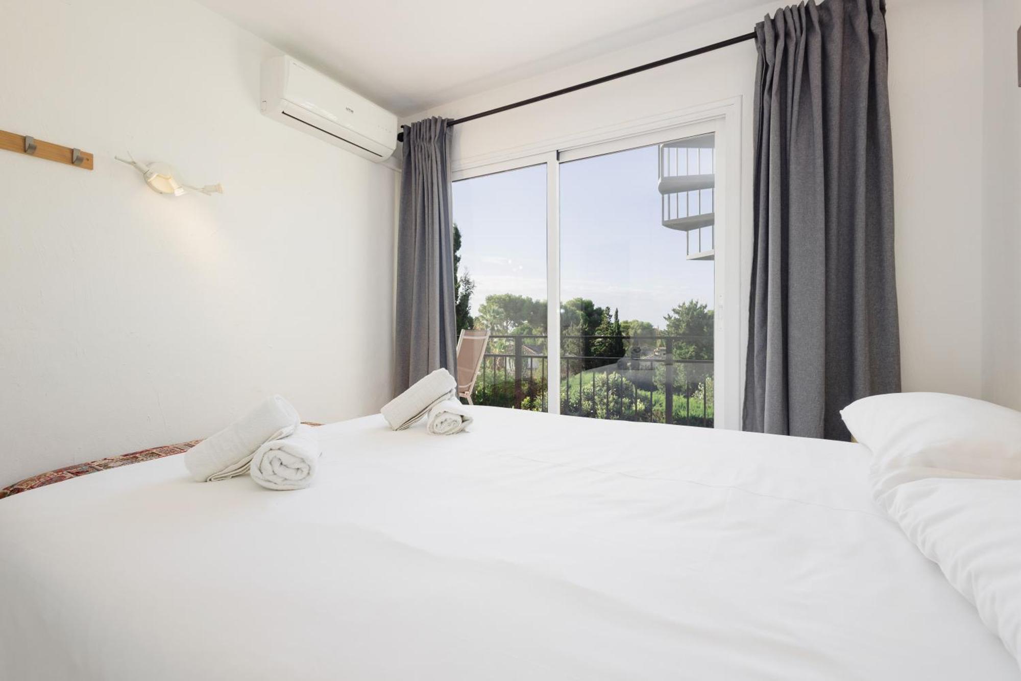 Cozy At The In Costabella, * Marbella