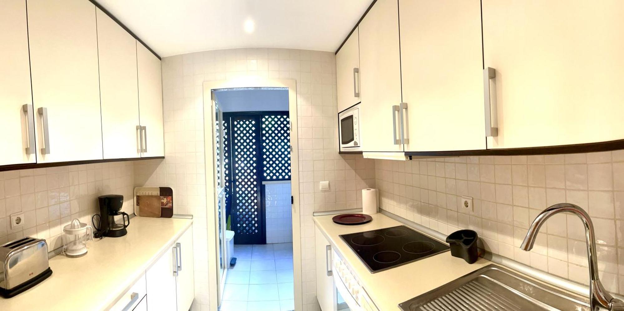 Two Bedrooms In Cabopino Apartment *