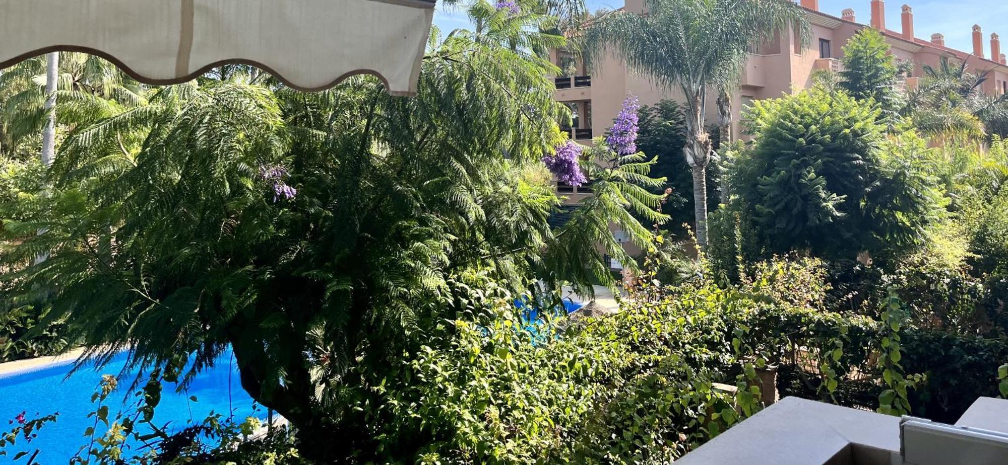 Apartment Two Bedrooms In Cabopino *