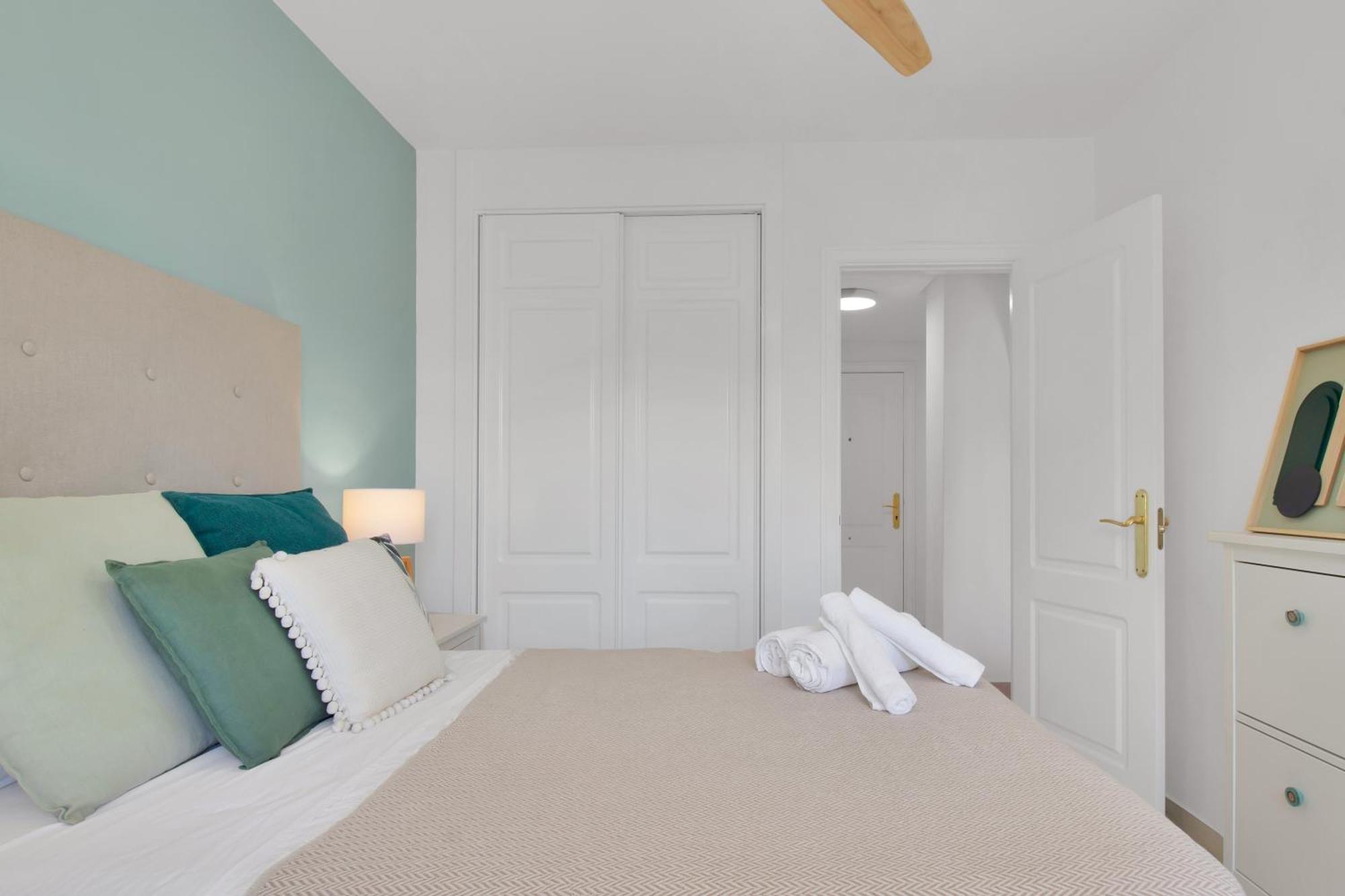Apartamento Coqueto Apartamento En El Corazon De Estilo Minimalista - Jacinto Benavente 16 4e