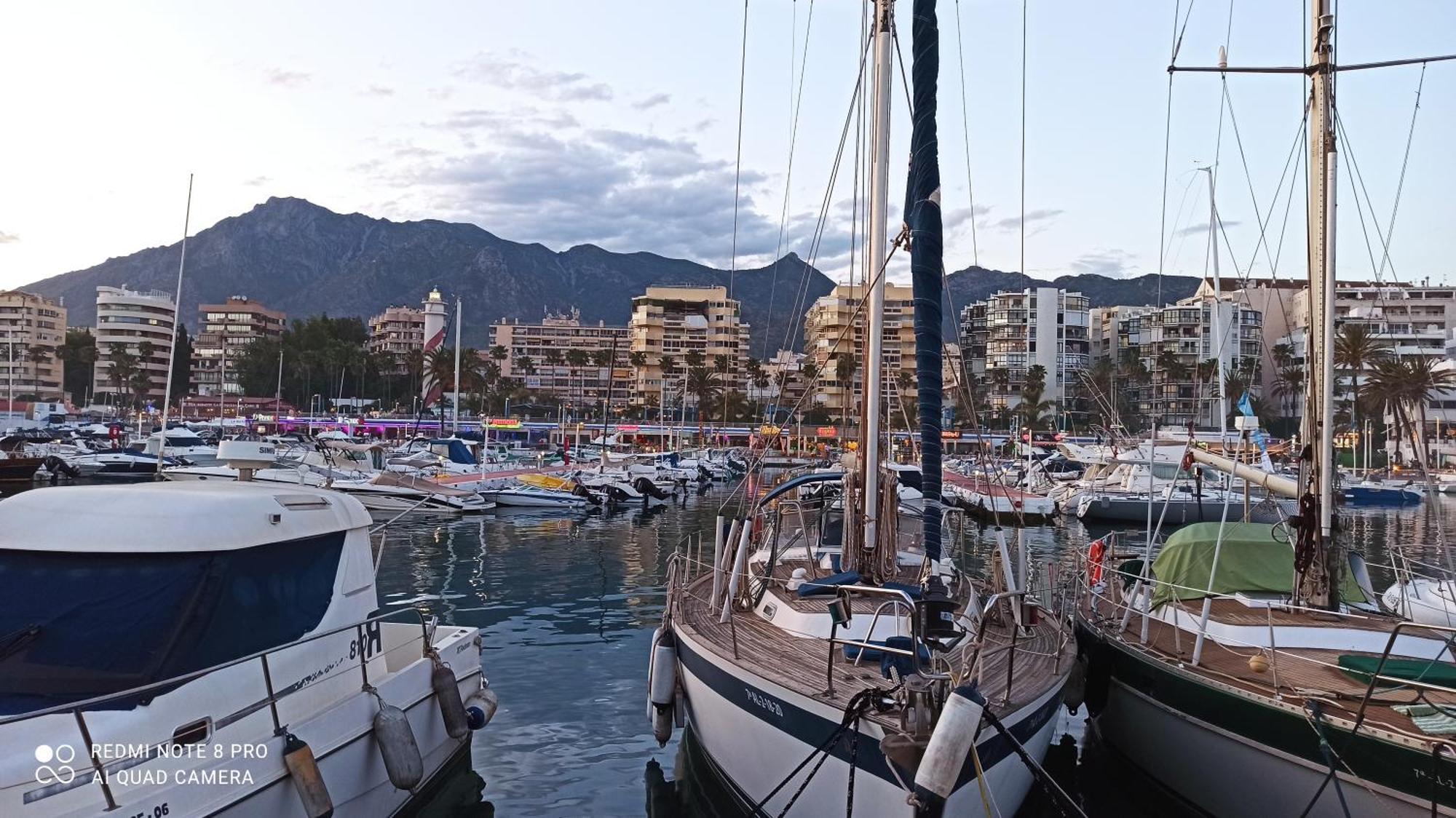 Bambino Playa Apartment Marbella