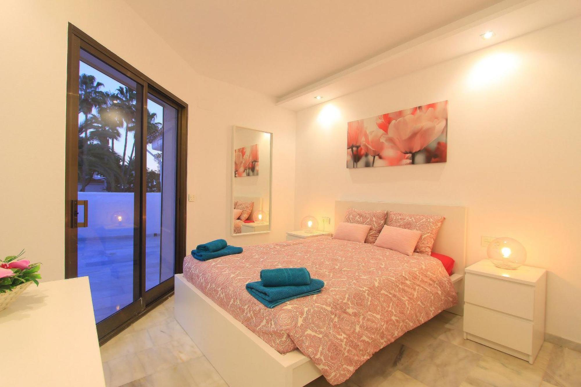 1108 Beachfront 2 With Roofterrace 80mtrgt 3 Pools Apartment *