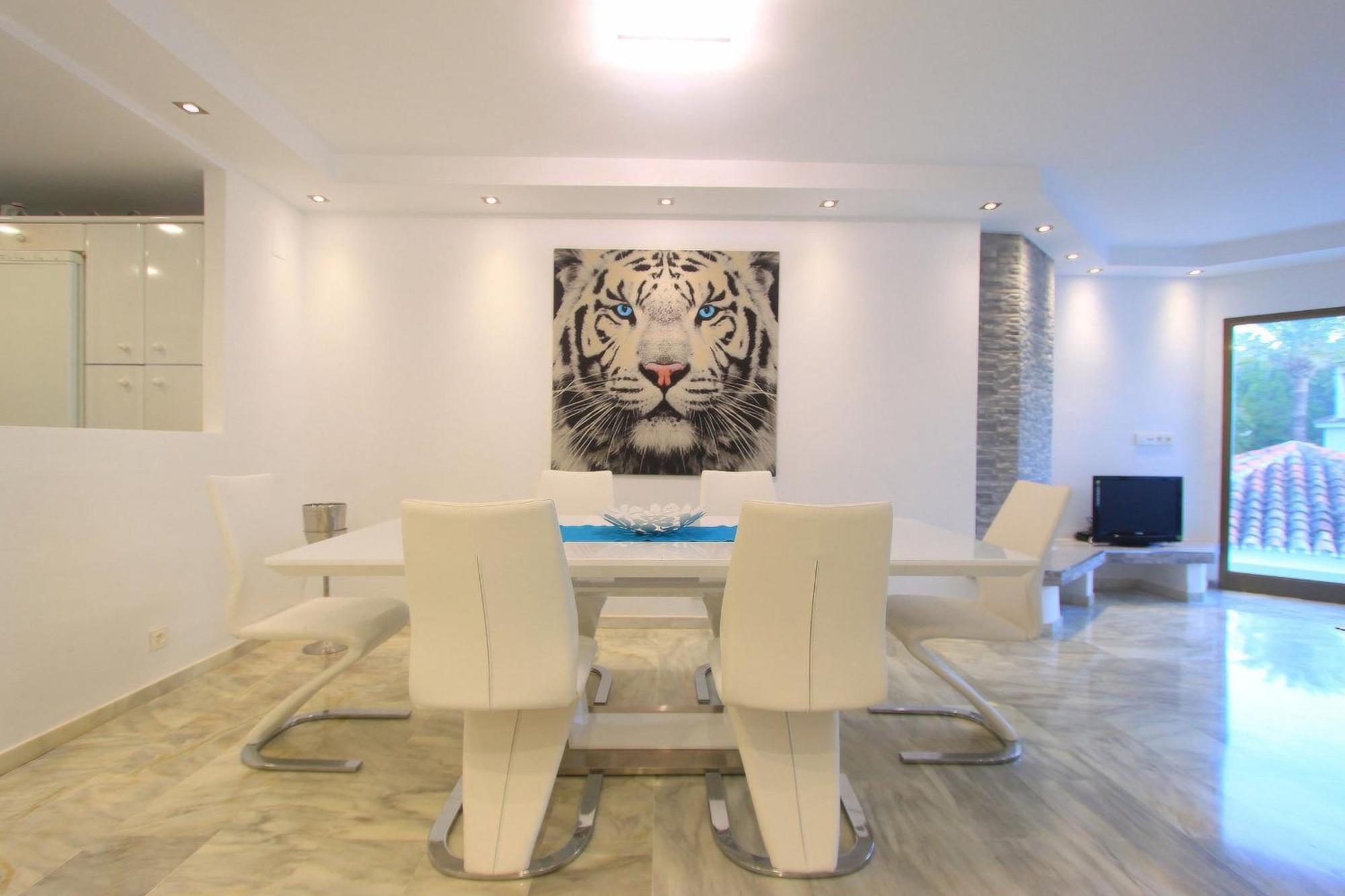 1108 Beachfront 2 With Roofterrace 80mtrgt 3 Pools * Marbella