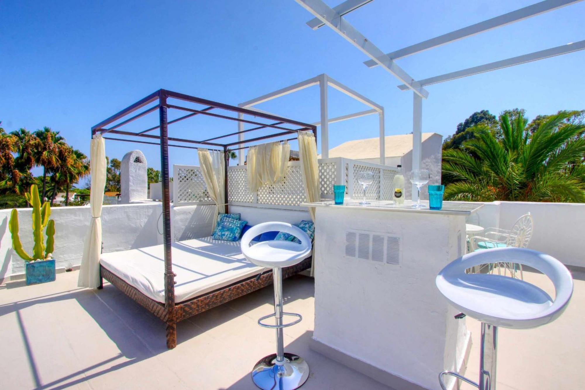 1108 Beachfront 2 With Roofterrace 80mtrgt 3 Pools * Marbella