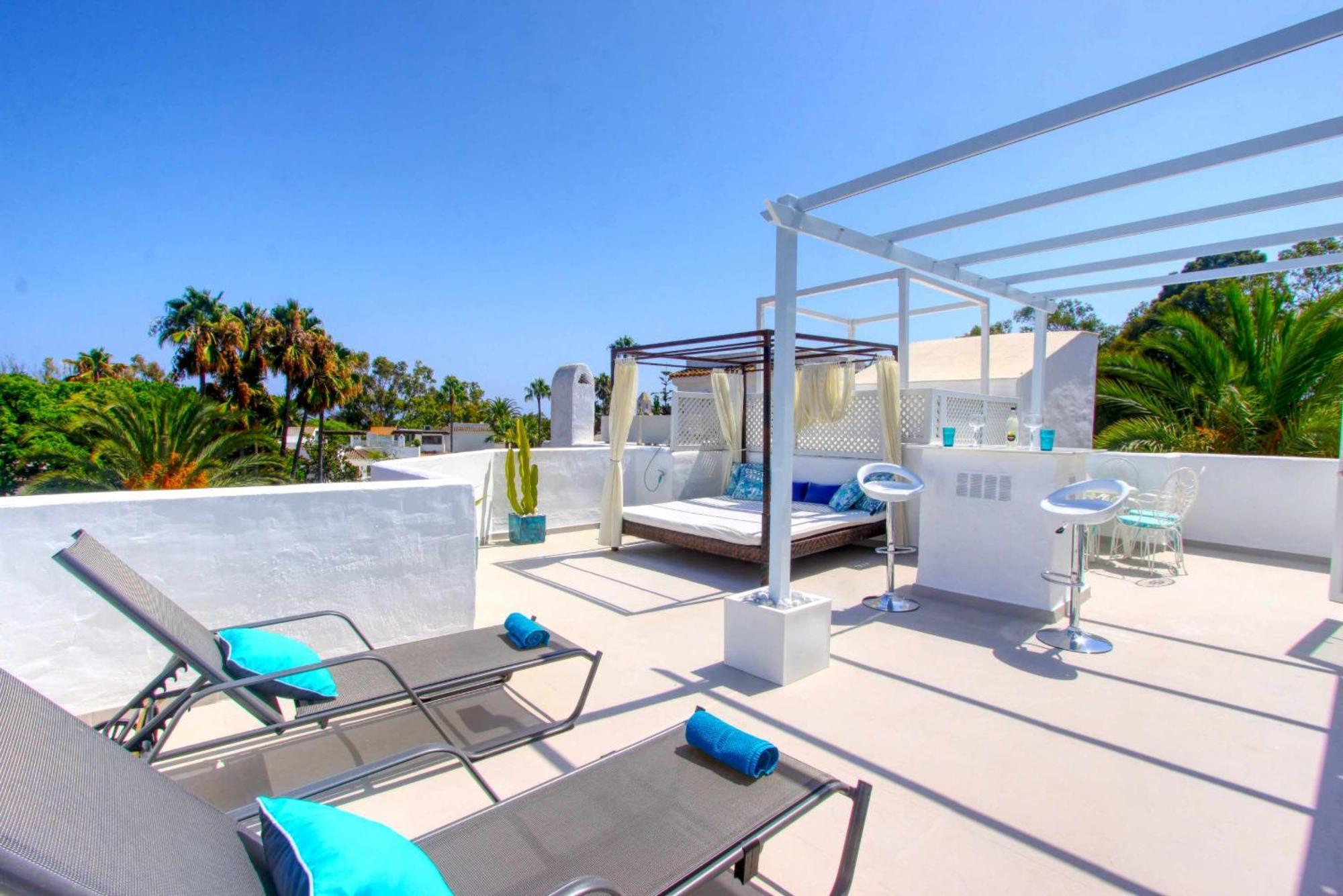 1108 Beachfront 2 With Roofterrace 80mtrgt 3 Pools Apartment Marbella