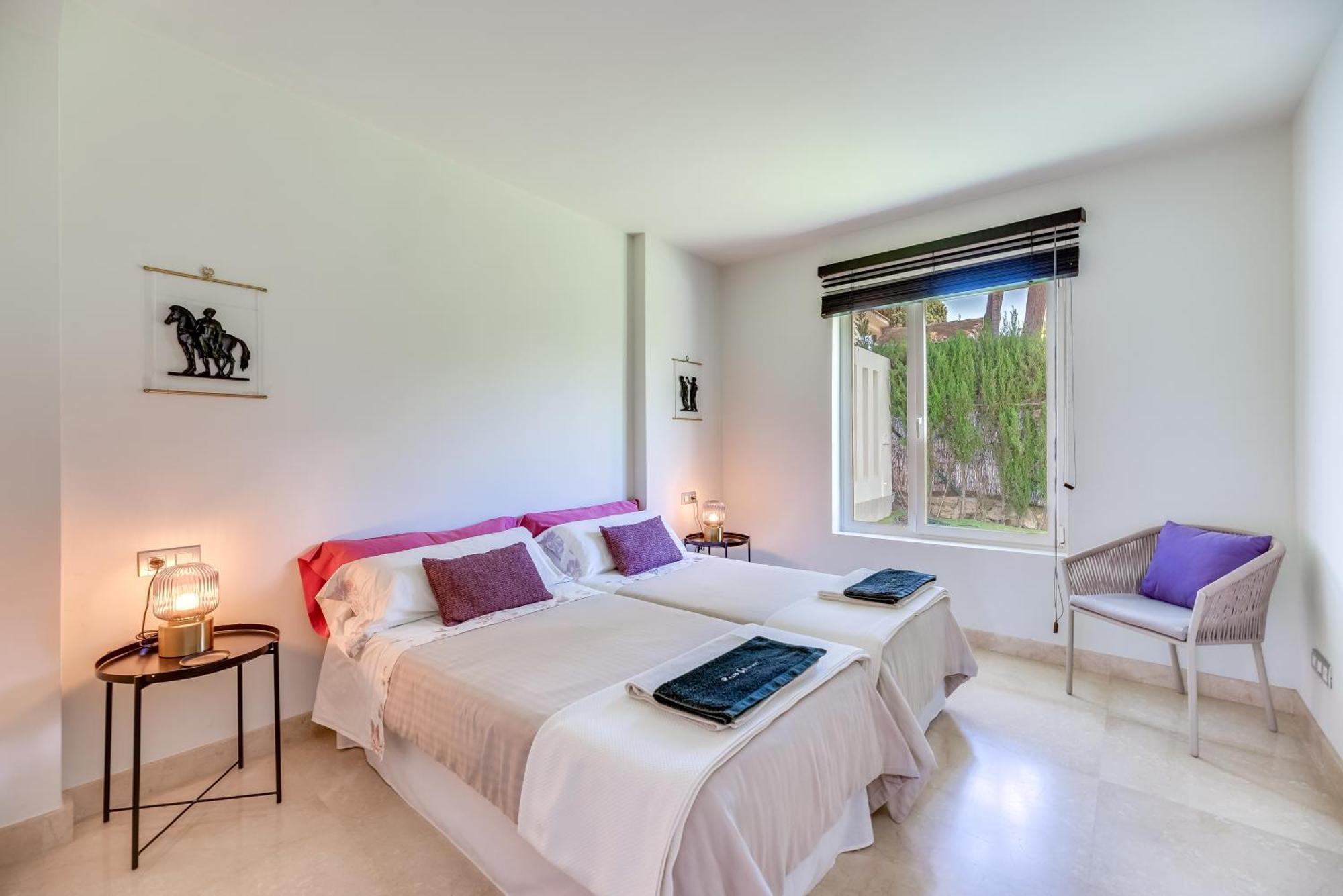 Vacation I Fuentes, Prime Location, Perfect For Families And Big Groups, Shared Pool Villa