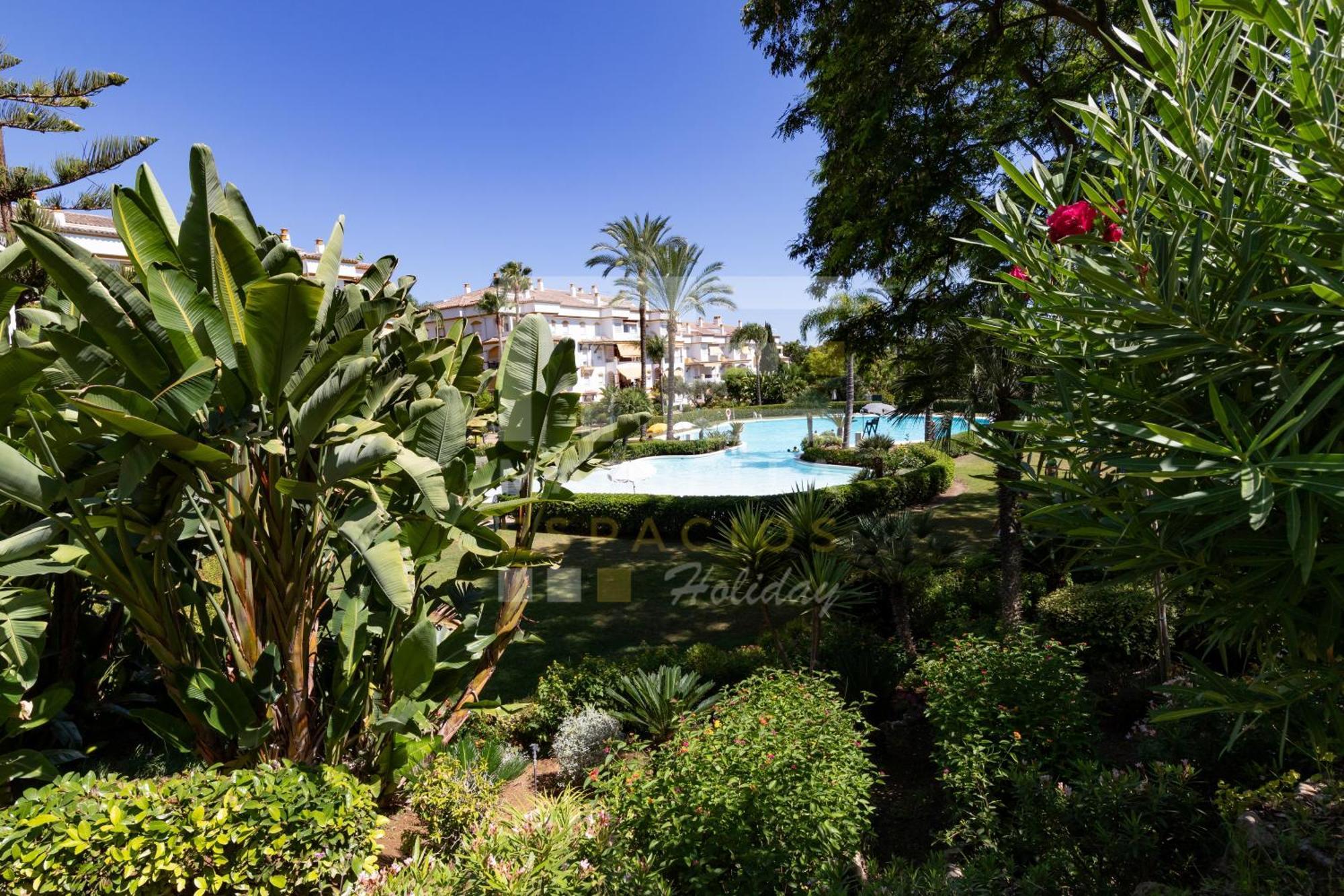 Apartamento Amplio Planta Jardin Nagueles