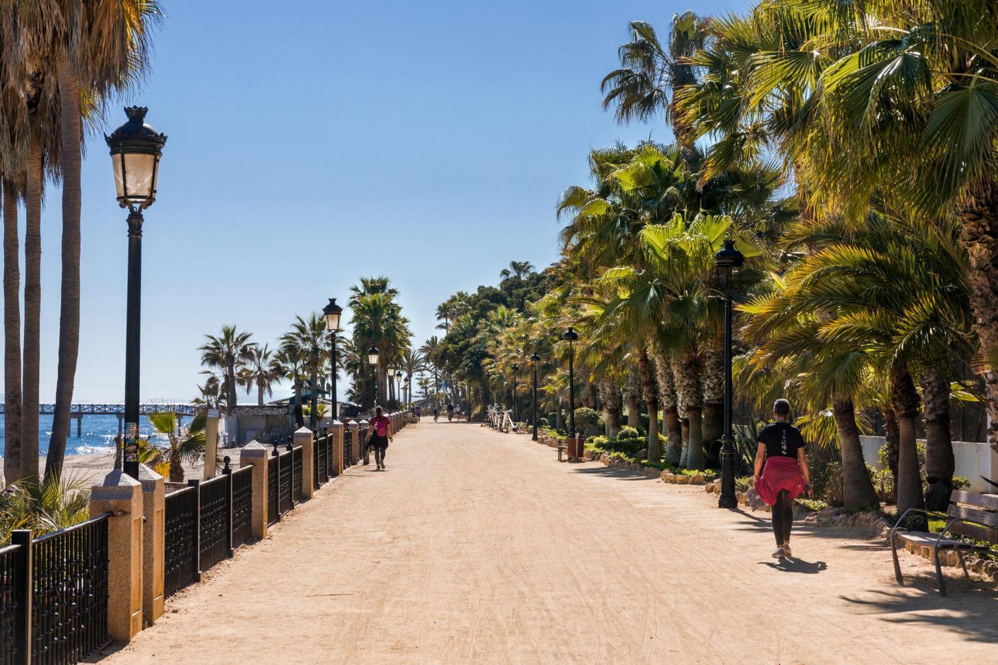 Pent-house On The Golden Mile * Marbella