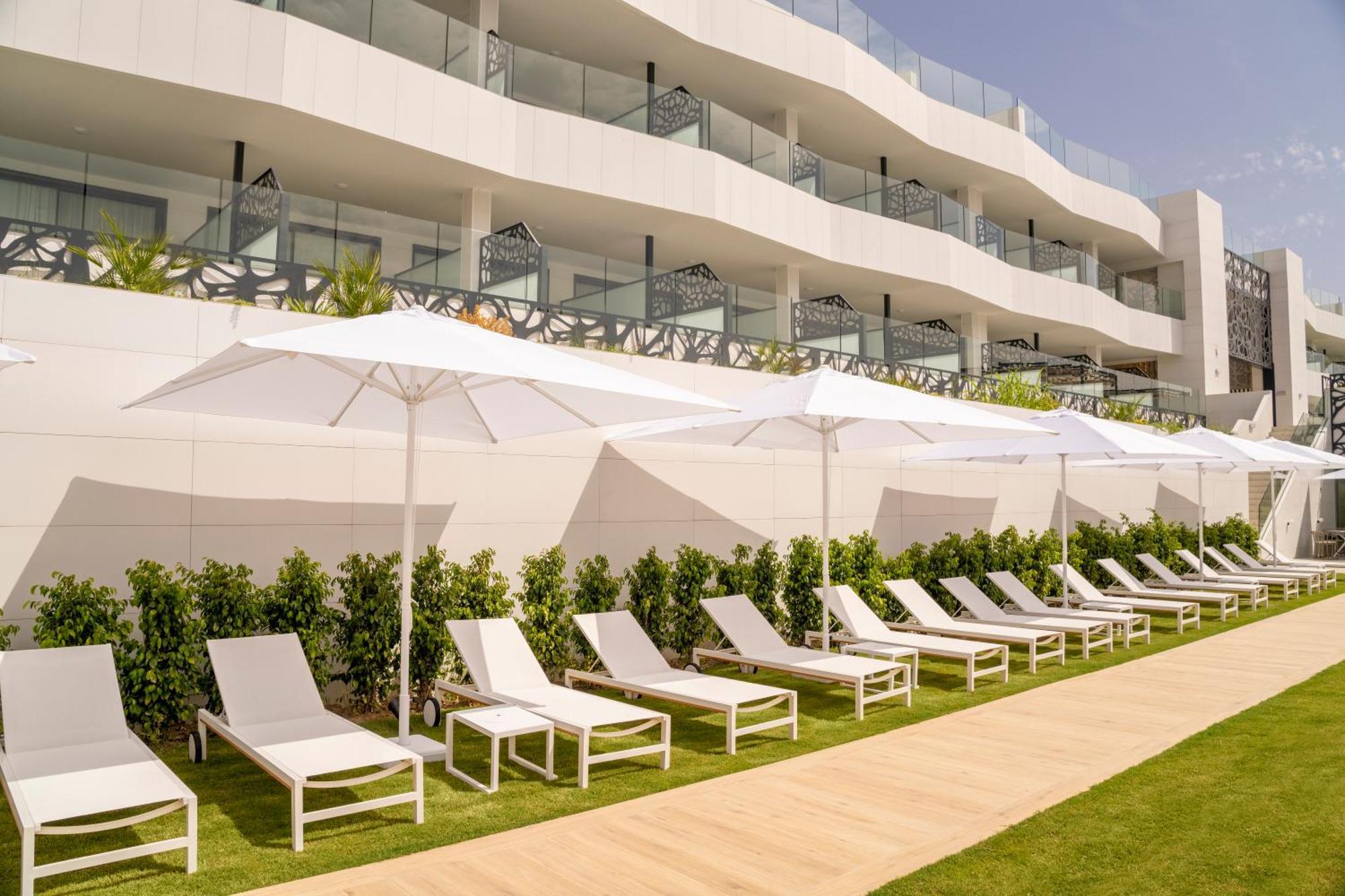 Eurostars Oasis Hotel