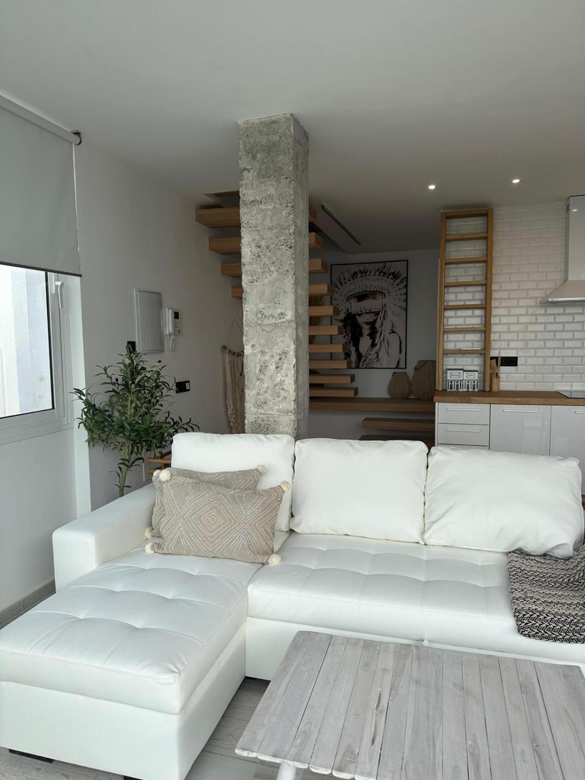 Linda Vista Apartment