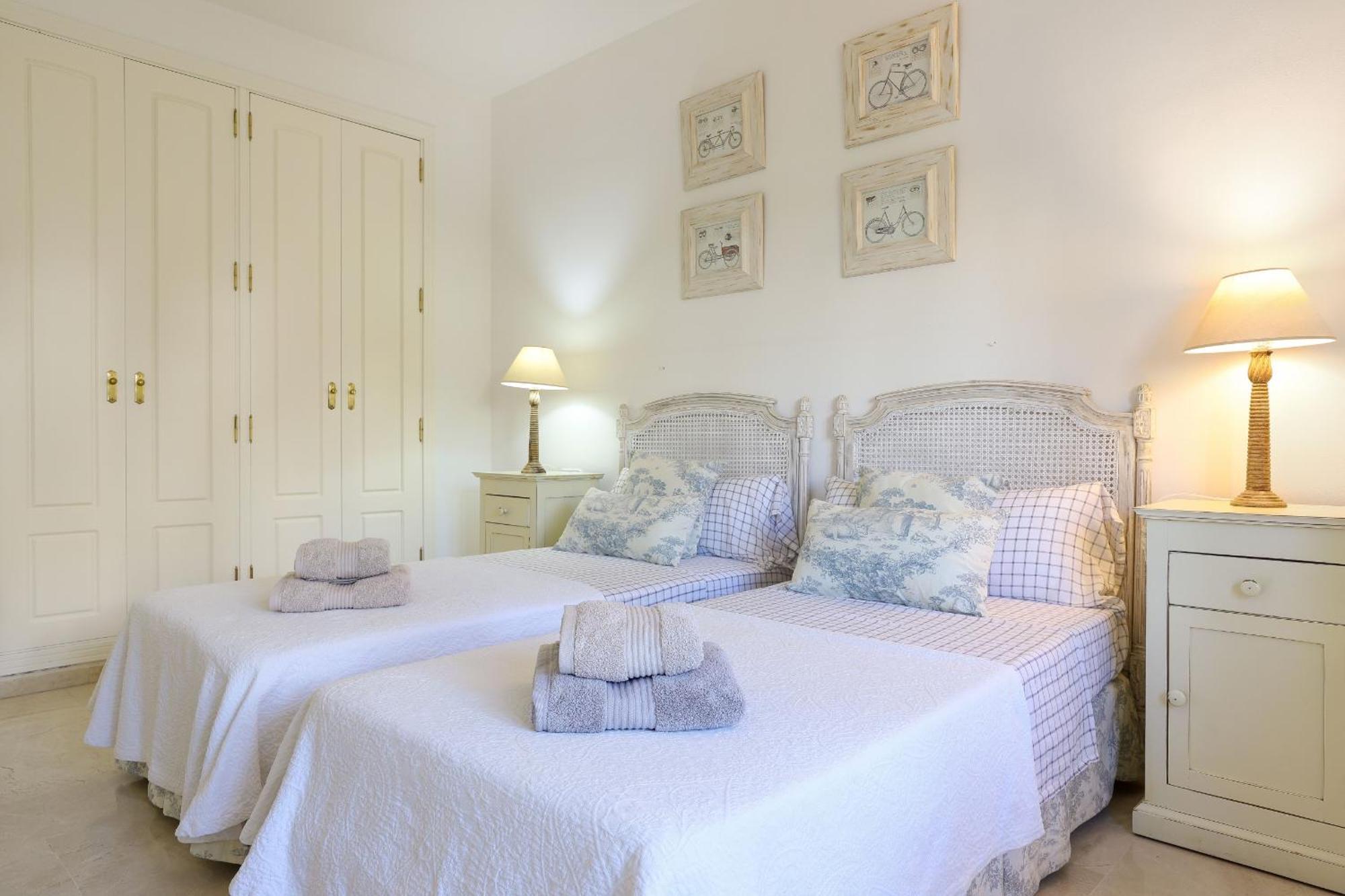 Frontline Ground Floor - Monteros Palm Apartment *
