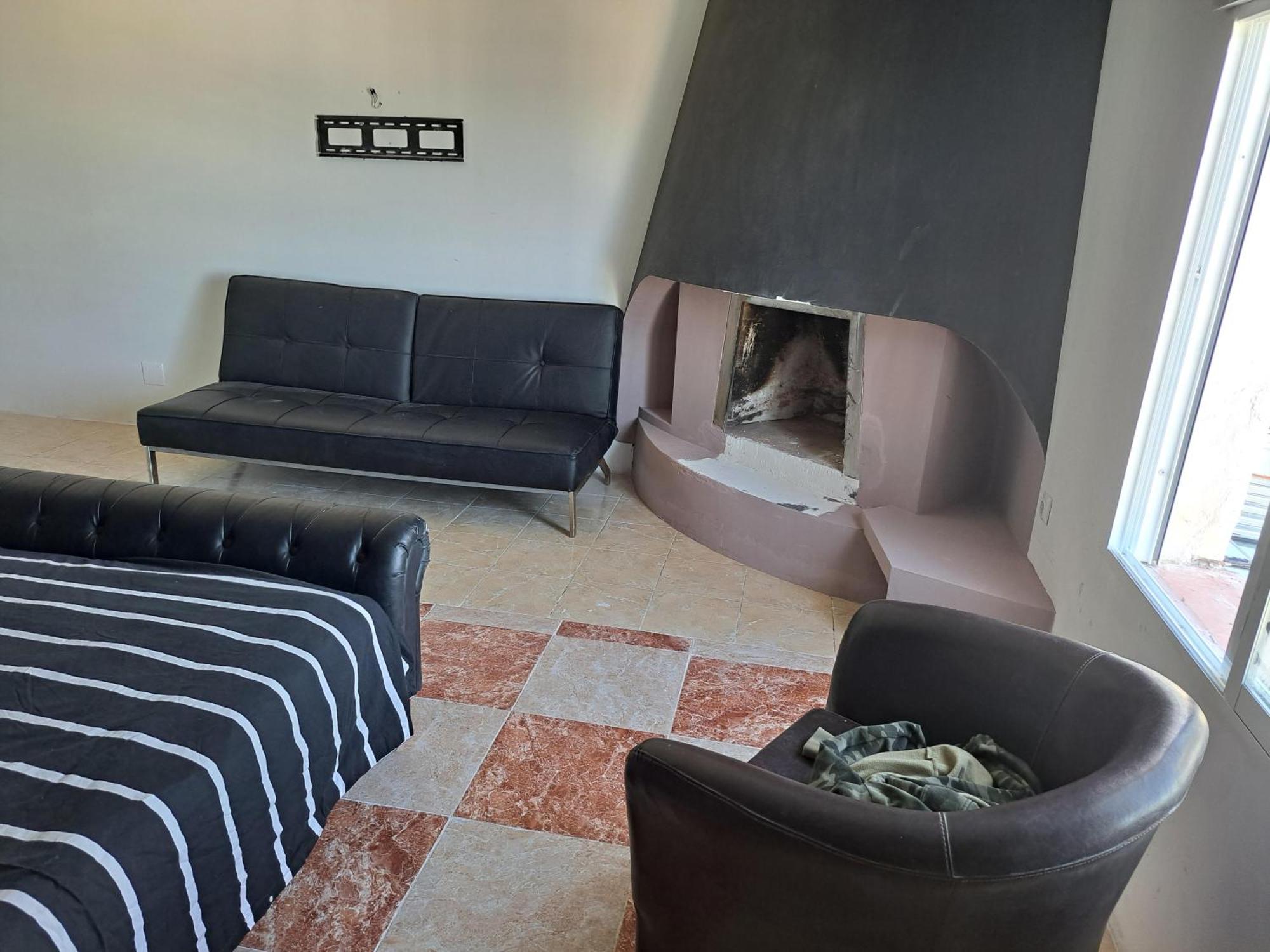 Private In Huge Penthouse 1st Line Puerto Banus, Incredible Views, Jacuzzis Homestay