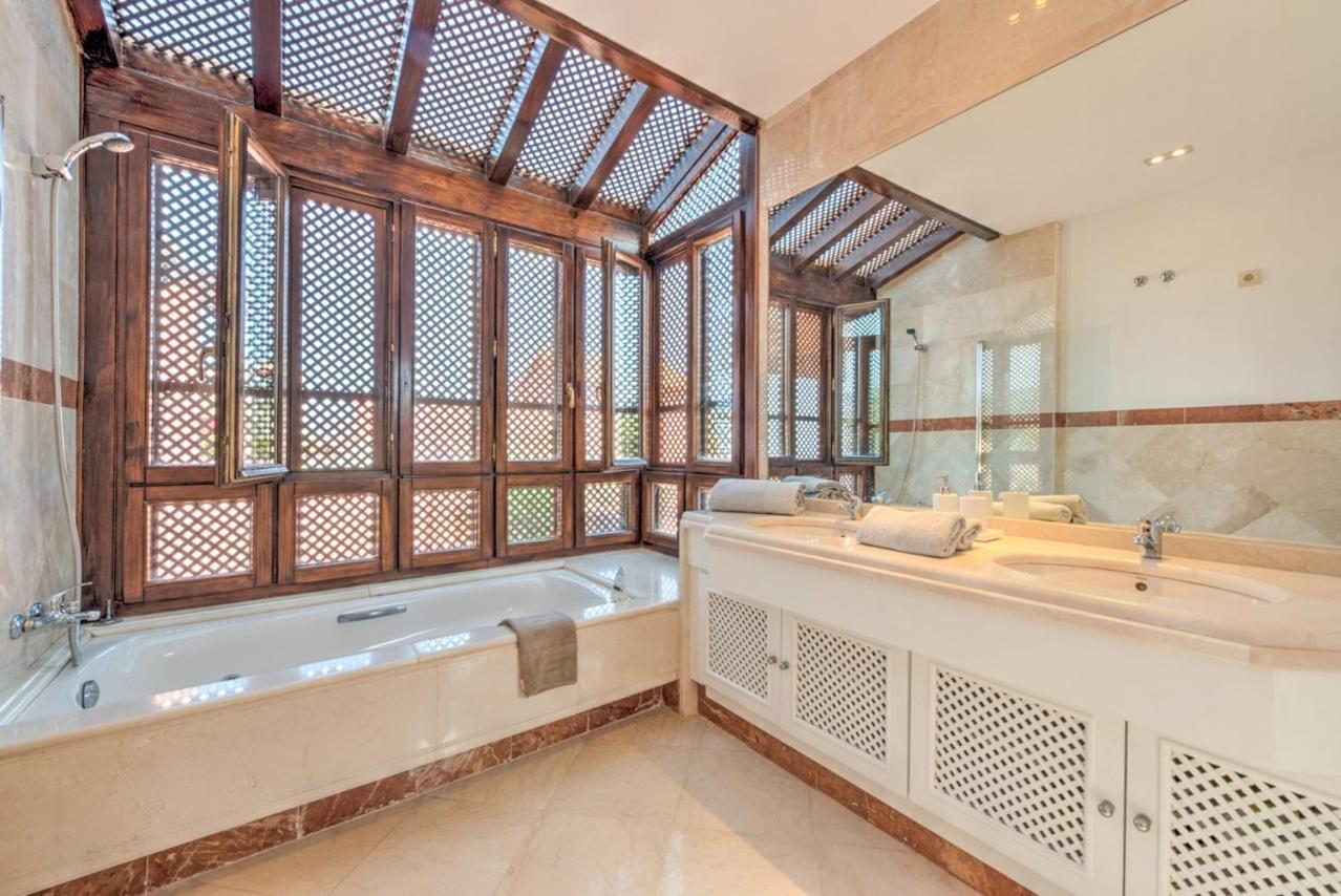 Apartment Luxury Penthouse In Jardines De Don Carlos *
