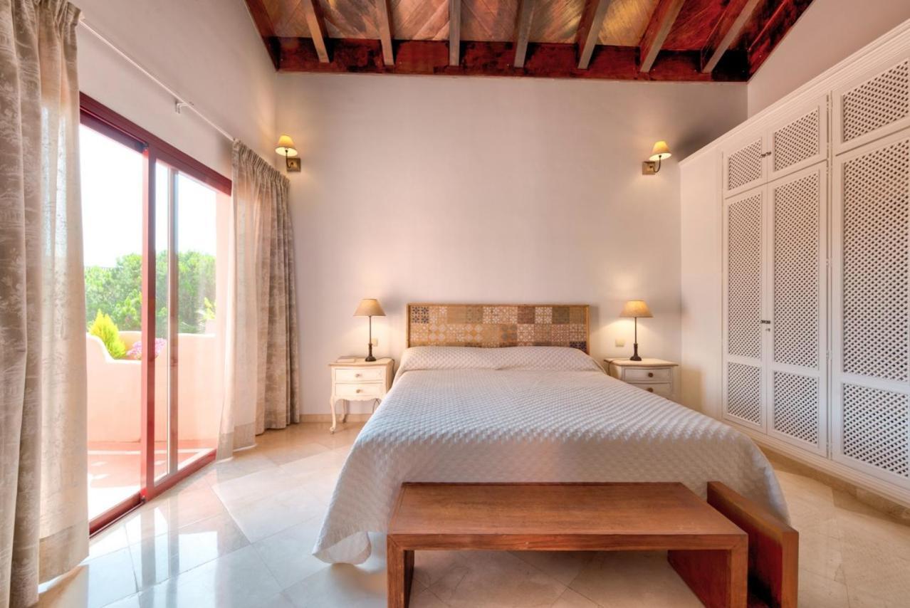 Luxury Penthouse In Jardines De Don Carlos Apartment Marbella