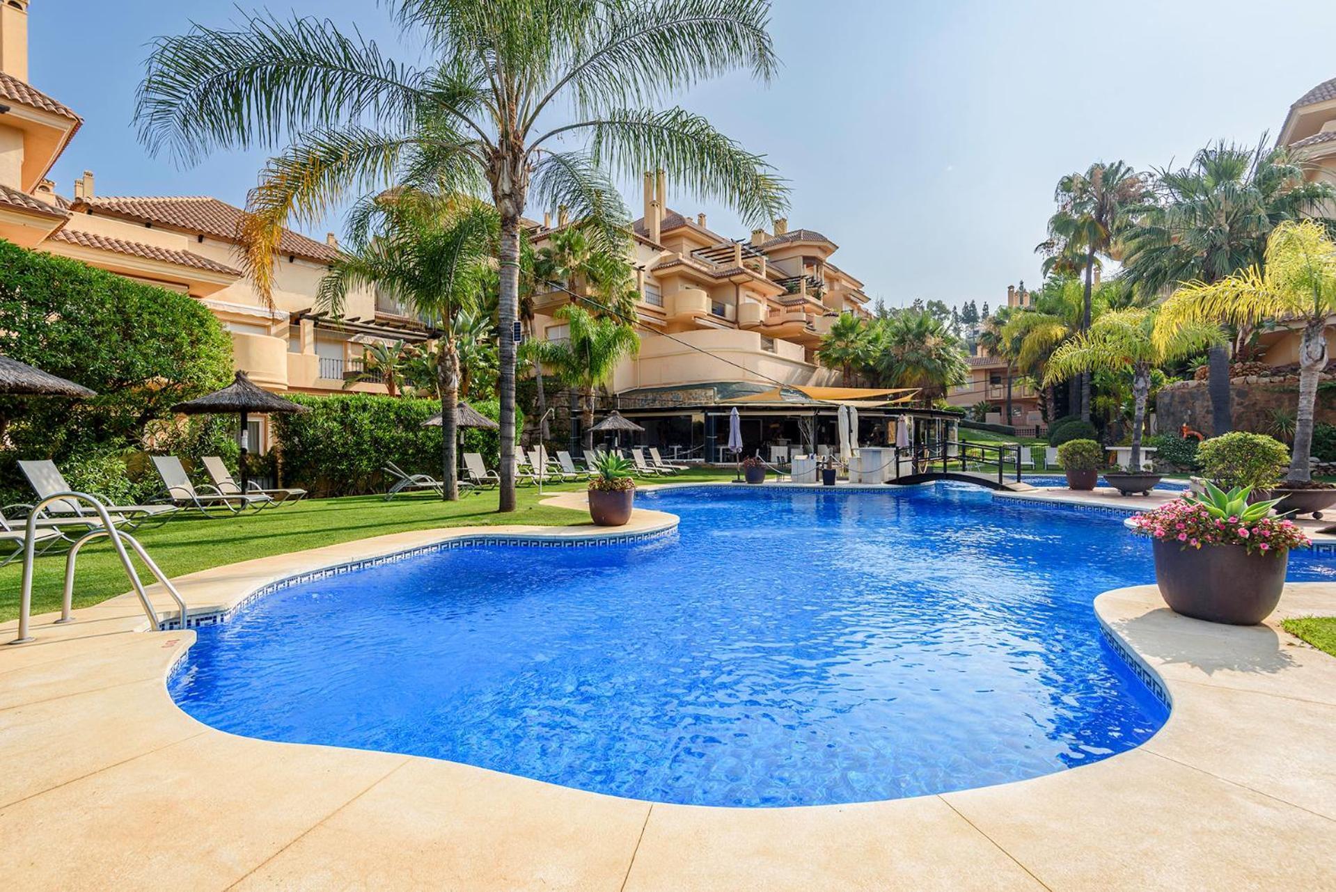 Alcam Aloha Deluxe 42 Apartment Marbella