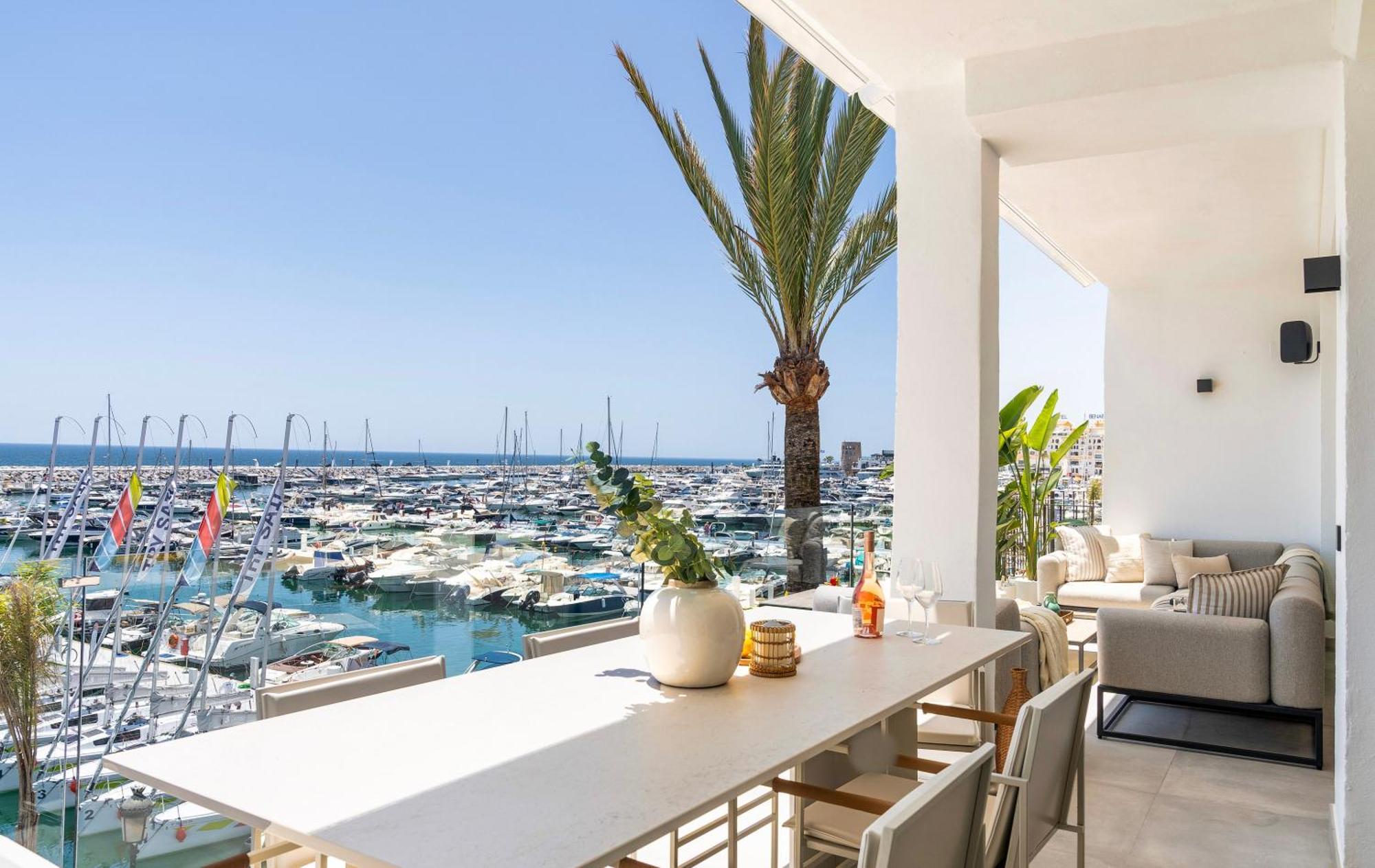 224 -luxury Selection- Puerto Banus Front Line Duplex Penthouse Appartement *