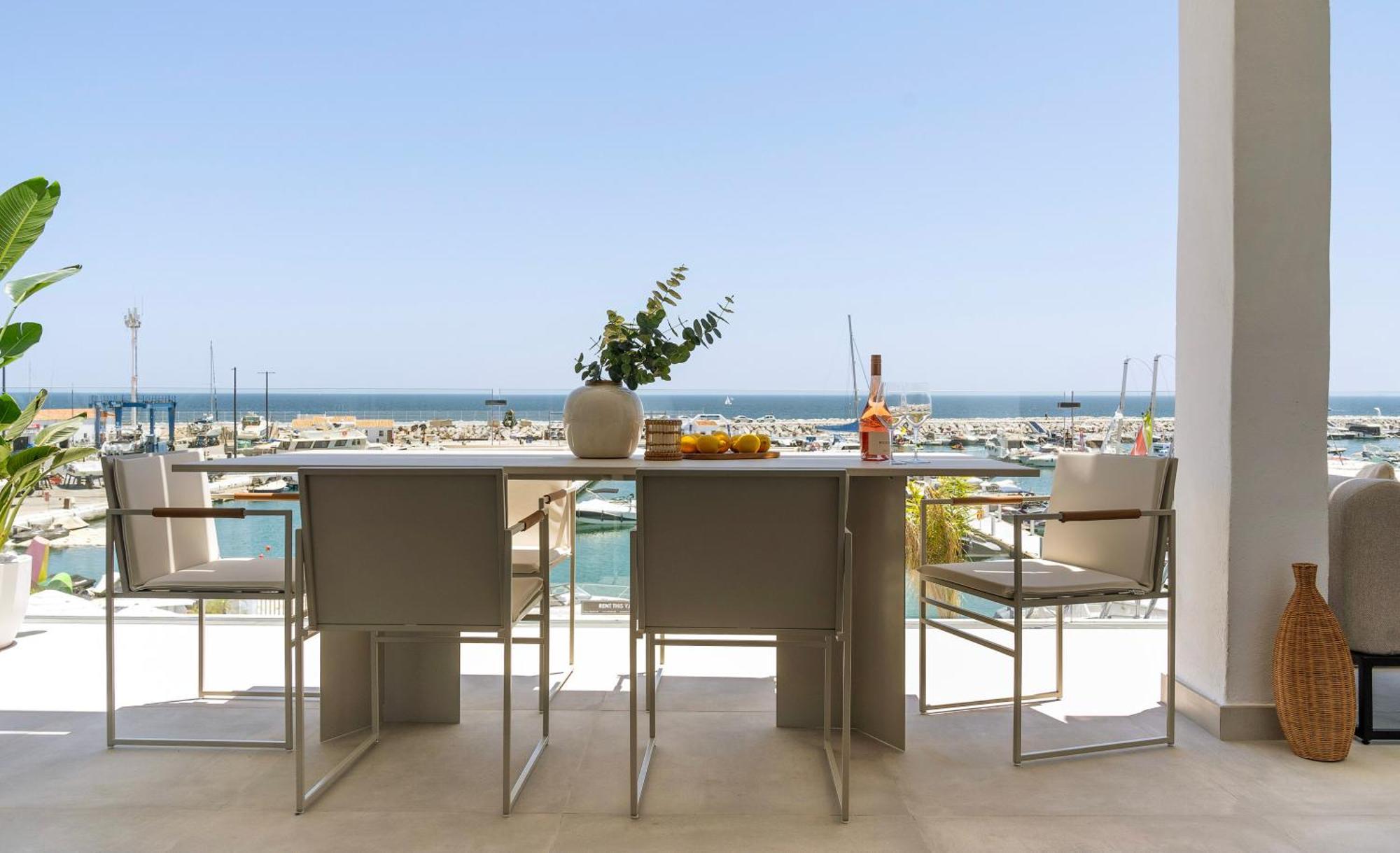 224 -luxury Selection- Puerto Banus Front Line Duplex Penthouse