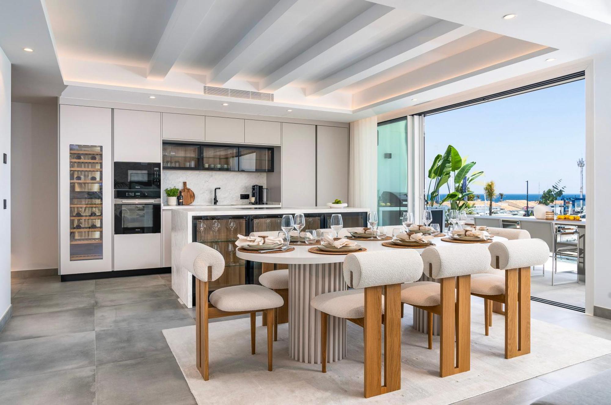 224 -luxury Selection- Puerto Banus Front Line Duplex Penthouse Marbella