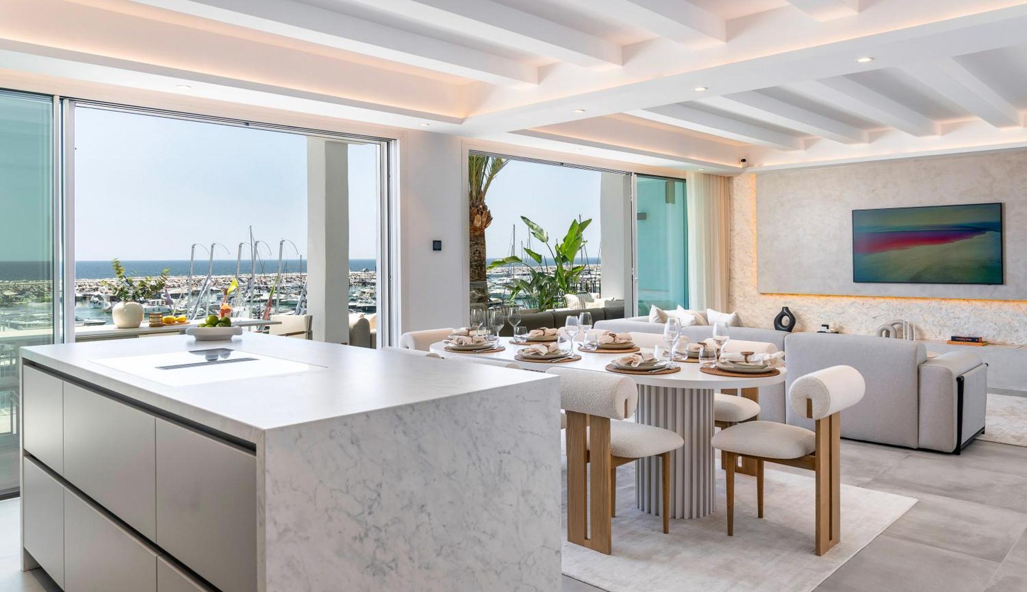 224 -luxury Selection- Puerto Banus Front Line Duplex Penthouse Apartment Marbella