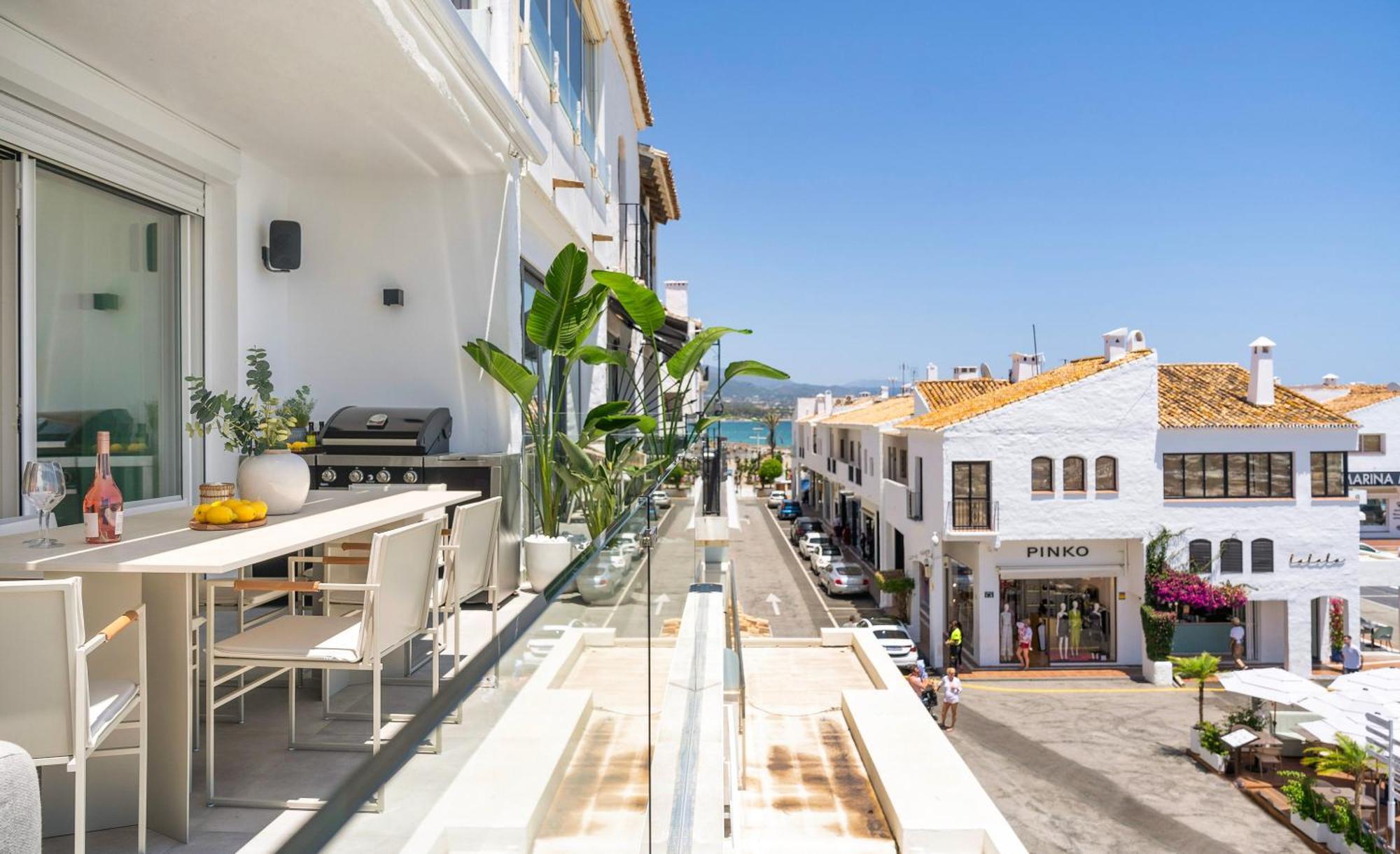 224 -luxury Selection- Puerto Banus Front Line Duplex Penthouse Appartement