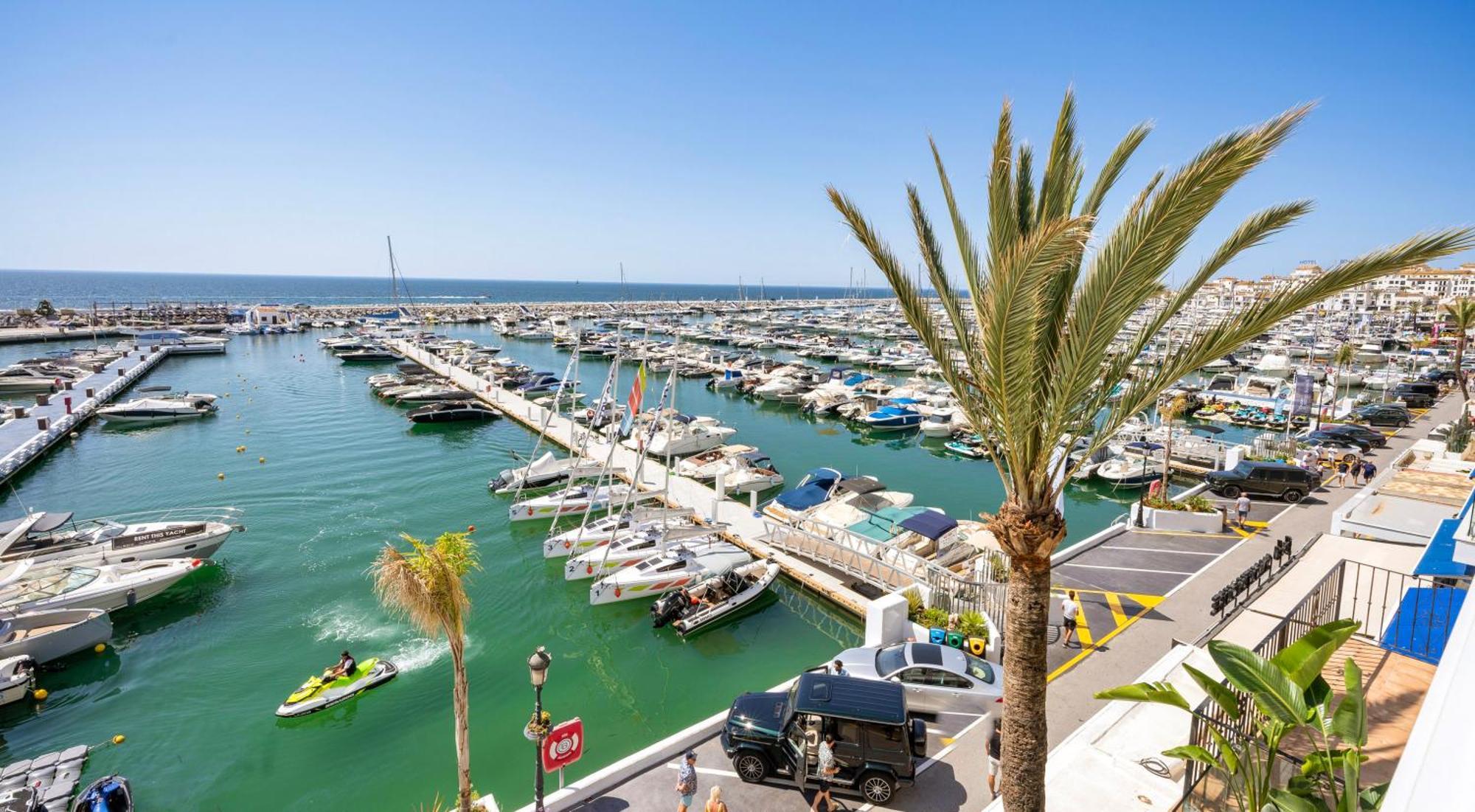 224 -luxury Selection- Puerto Banus Front Line Duplex Penthouse