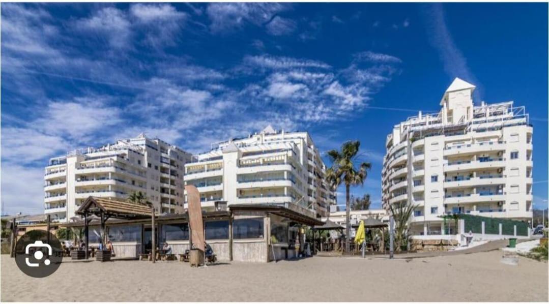 In Banana Beach, Apartamento Marbella