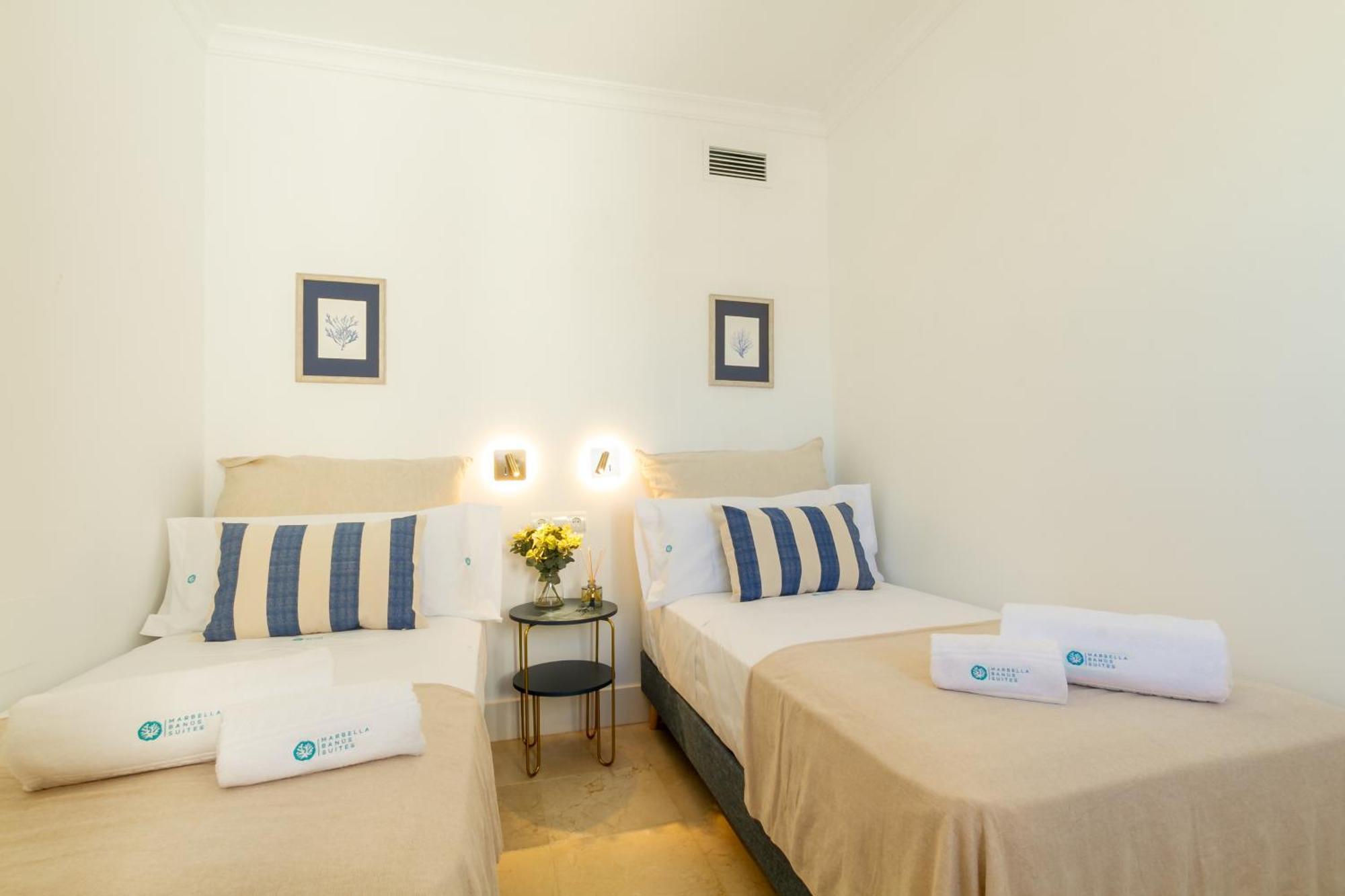 Banus - Puerto Banus Marina Harbour Seafront * Marbella