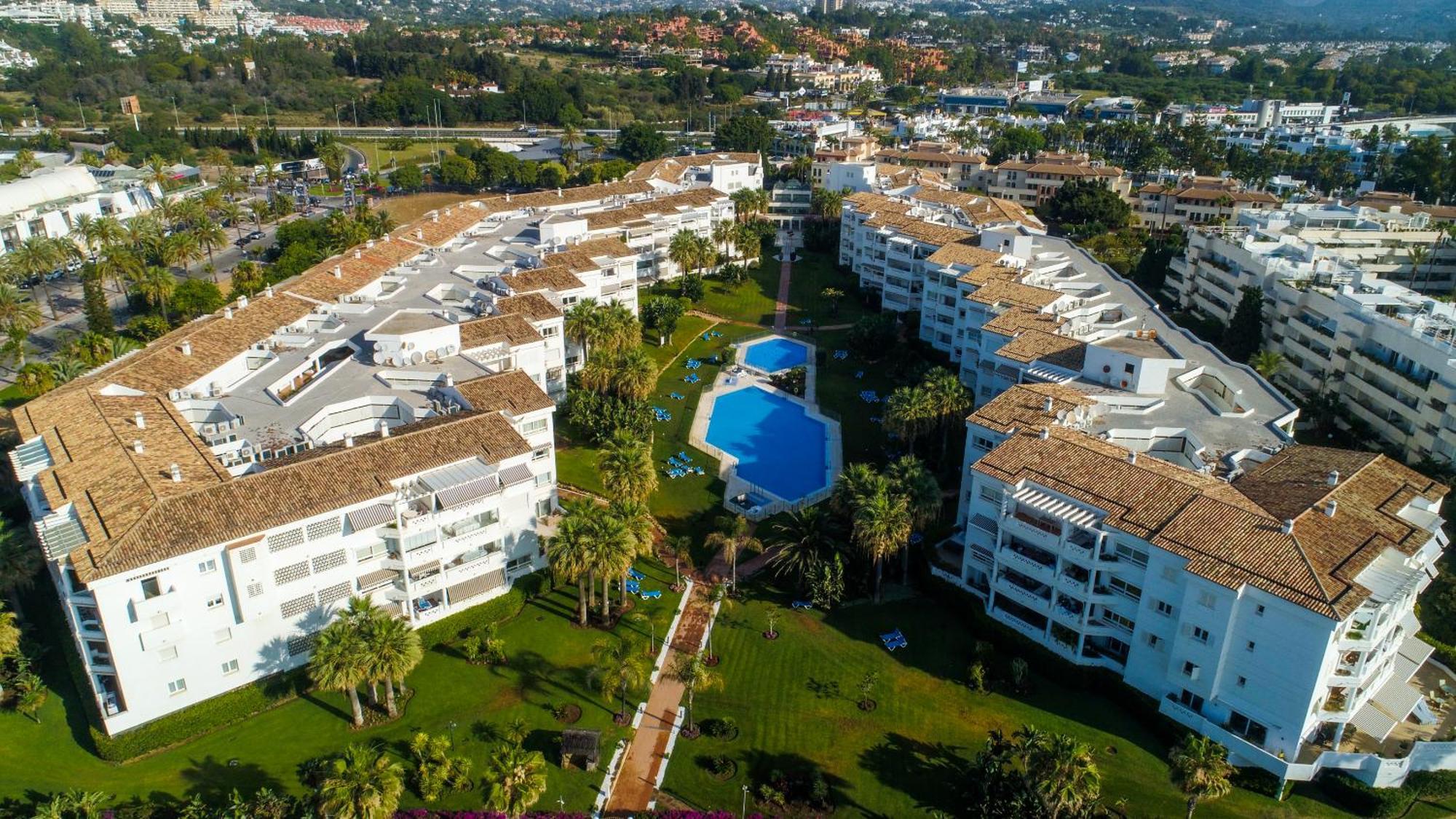 Banus - Banus Playa Rocio Access Complex Marbella