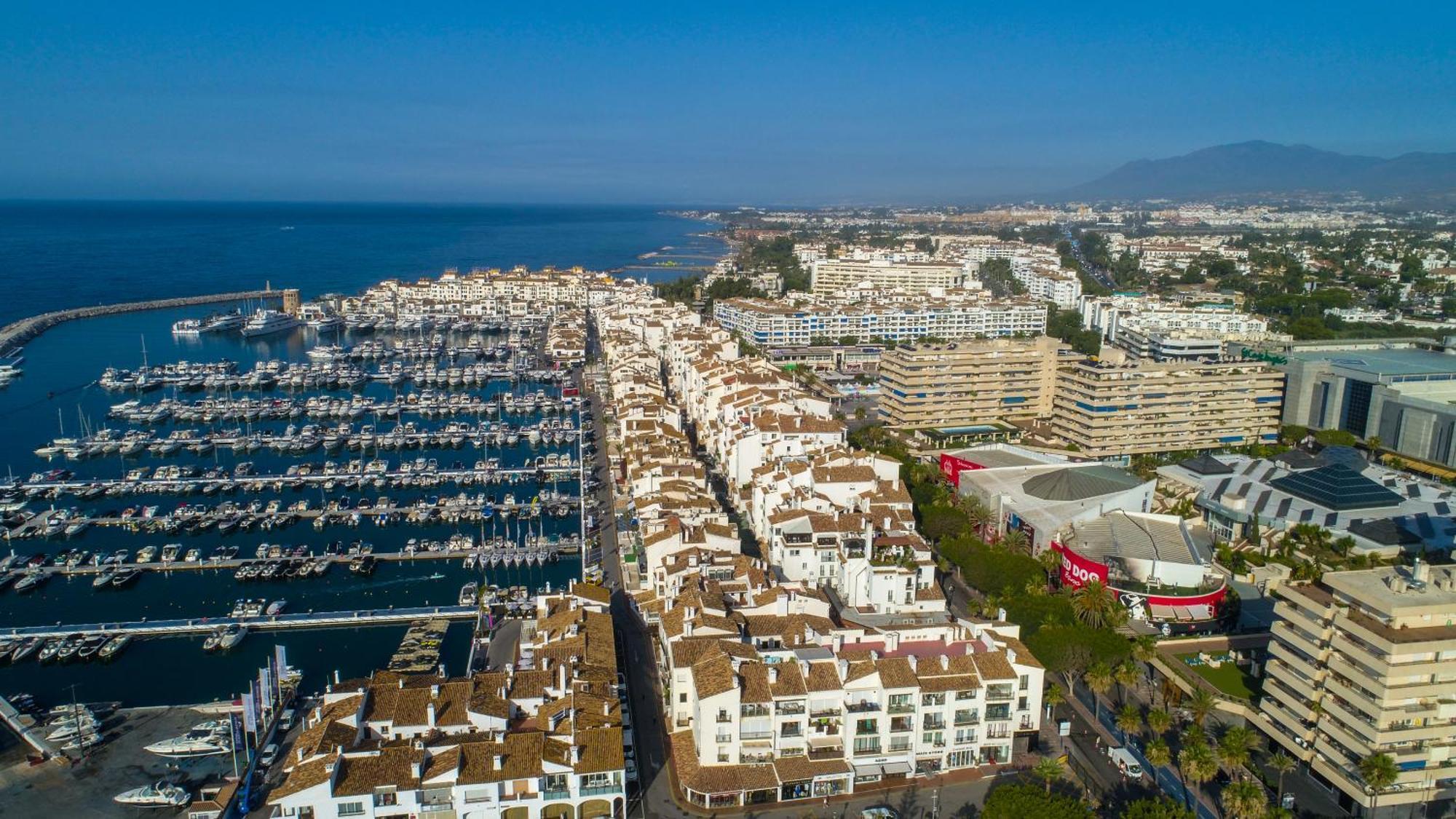 Banus *