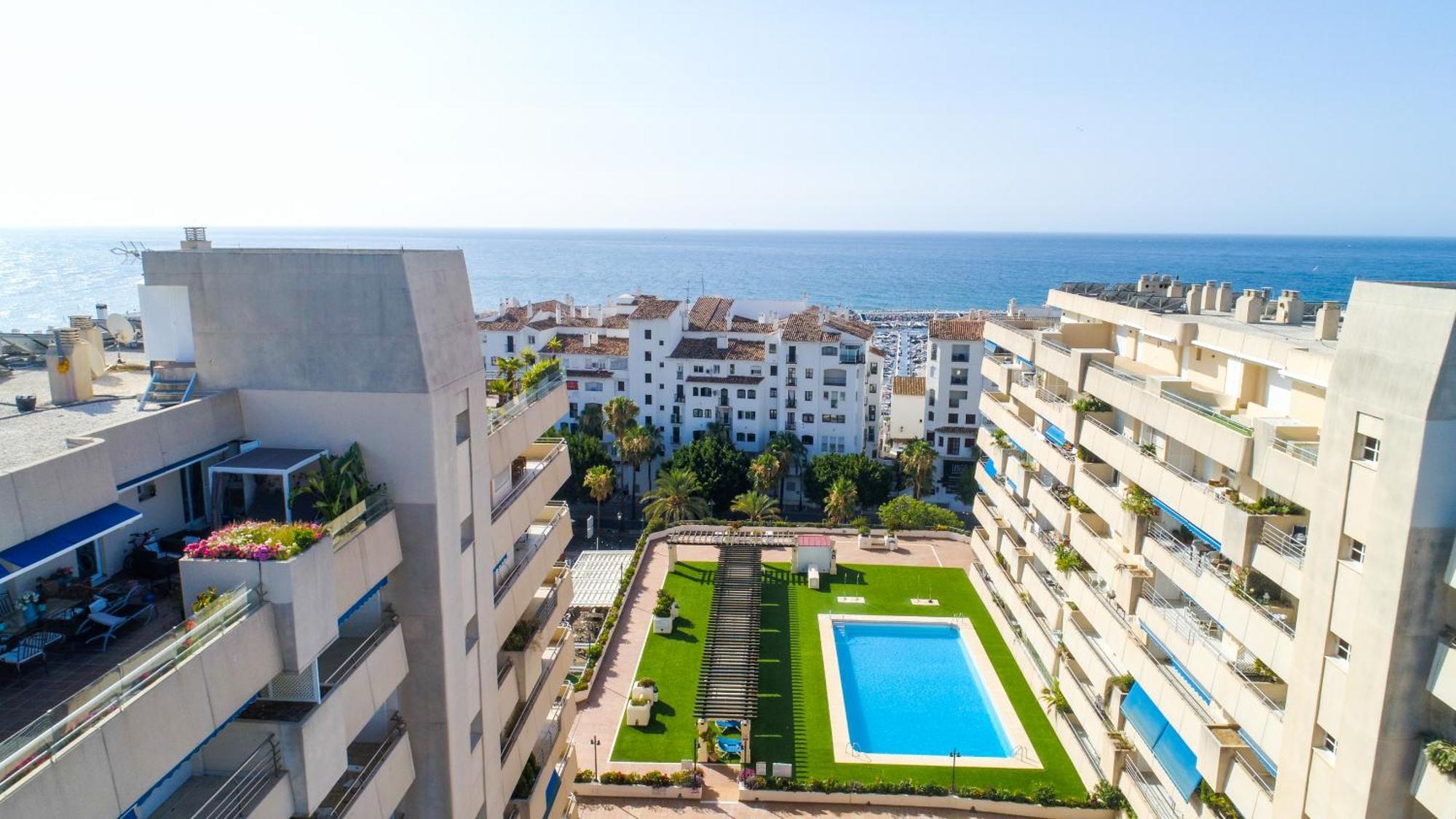 Banus Apartment *