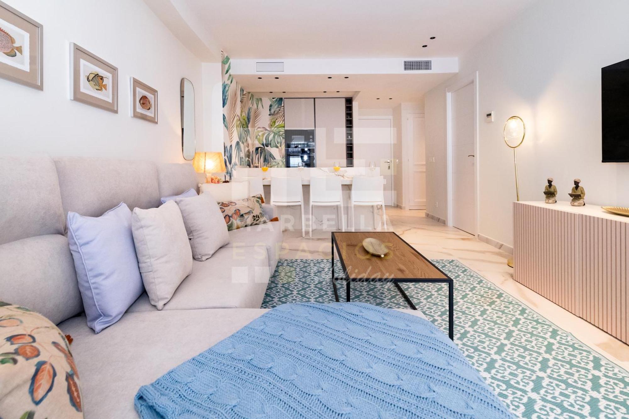 751, Renovated 2 Beedroom Apartment, Second Line Of The Beach, Wifi, Parkinging Apartamento