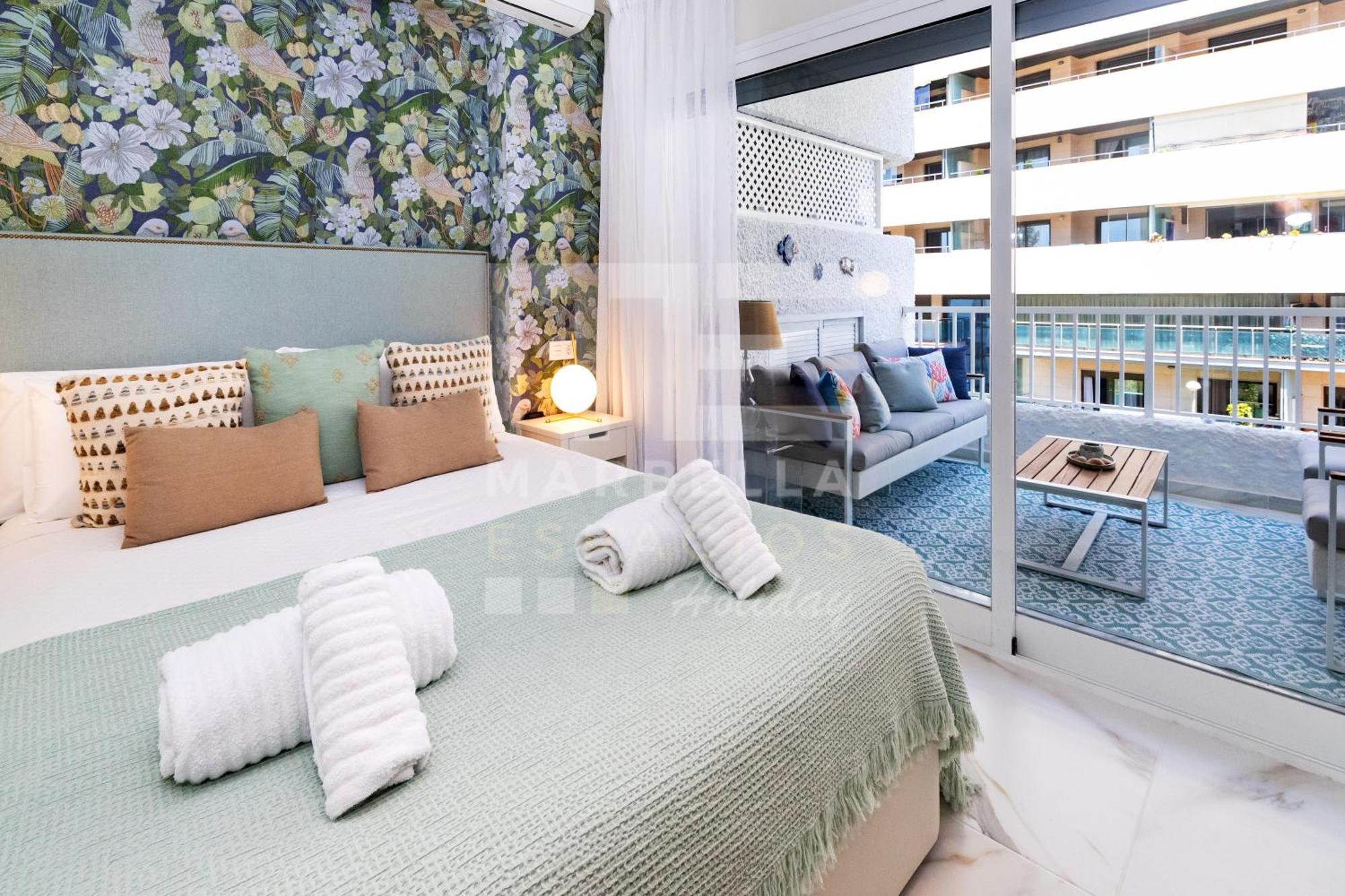 751, Renovated 2 Beedroom Apartment, Second Line Of The Beach, Wifi, Parkinging