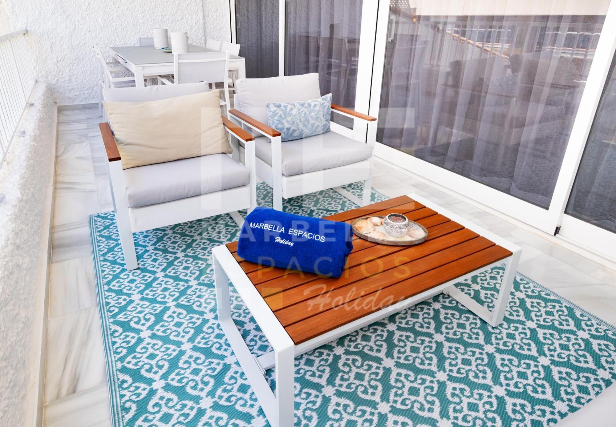 751, Renovated 2 Beedroom Apartment, Second Line Of The Beach, Wifi, Parkinging *