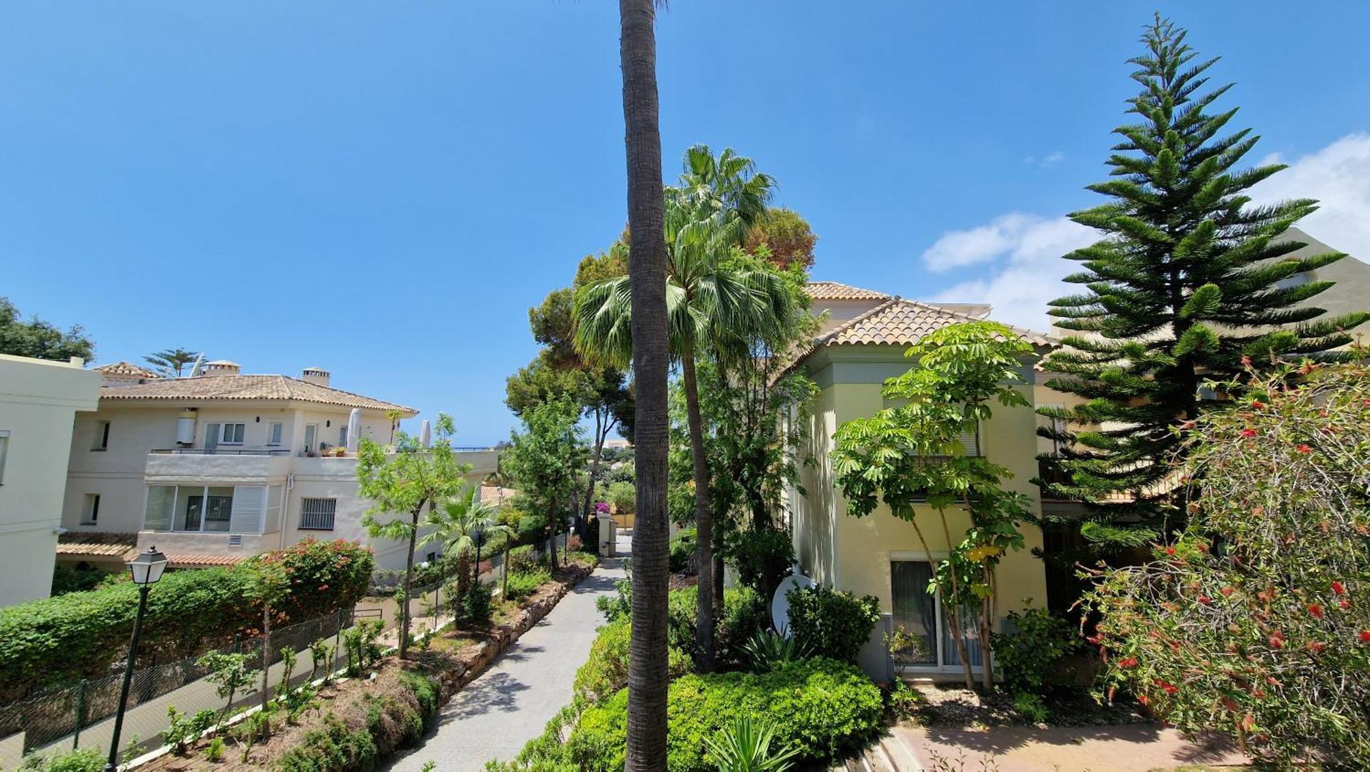 Apartment Golf And Beach