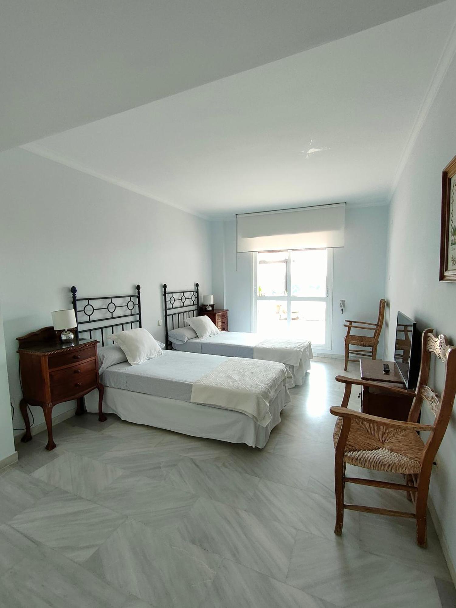 Atico En Nueva Andalucia - Puerto Banus Marbella