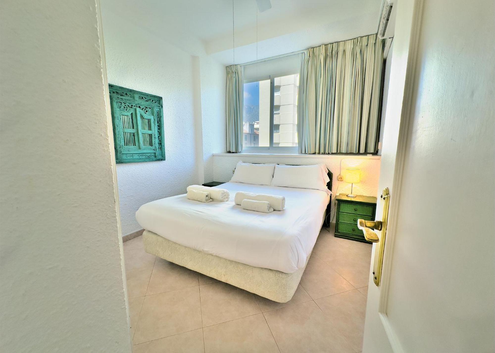 Apartment Skol 335. Fantastic Beachfront Facing South. Marbella