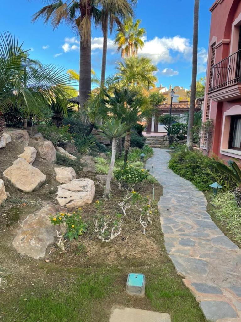 Apartment Beautiful In Vasari Puerto Banus