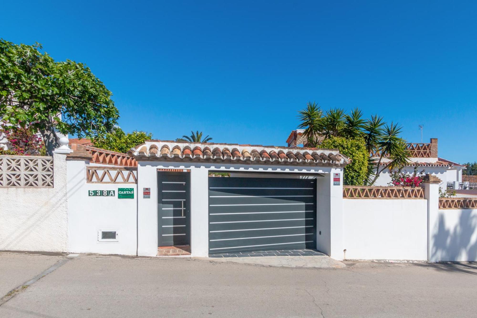 Costabella Villa *
