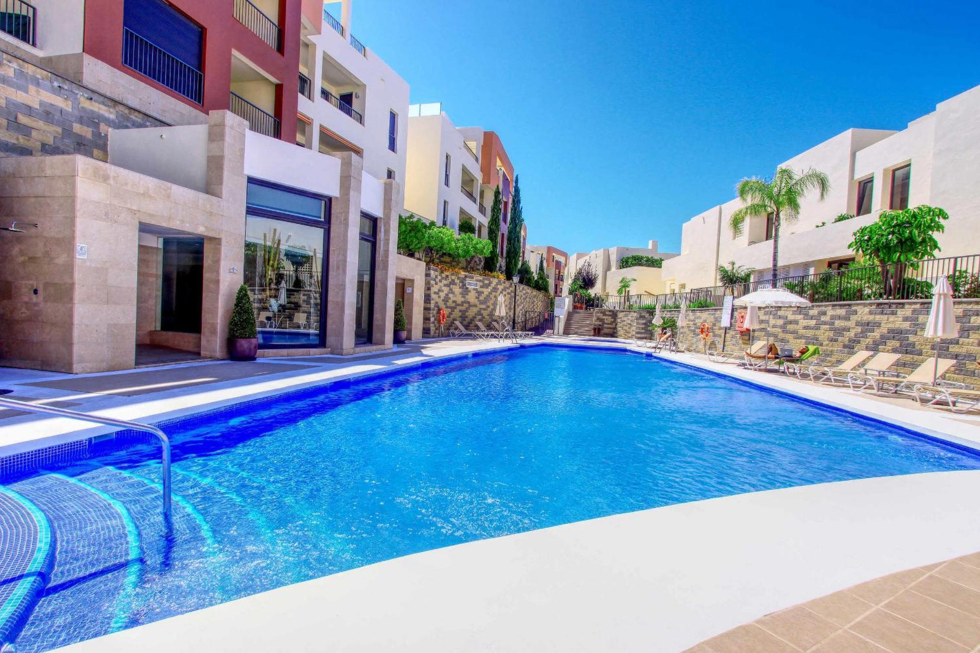Appartement 1090 Amazing Panorama Sea View Penthouse Large Terrace Heated Pool Gym Marbella
