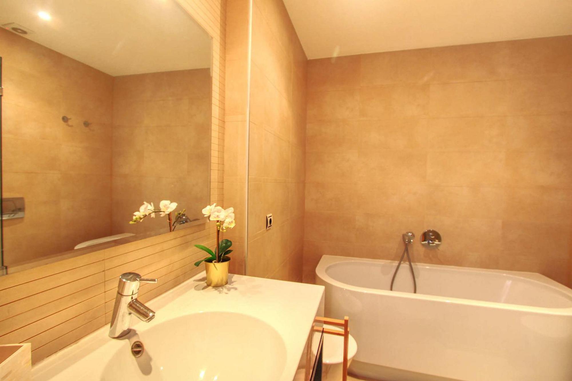 1090 Amazing Panorama Sea View Penthouse Large Terrace Heated Pool Gym *