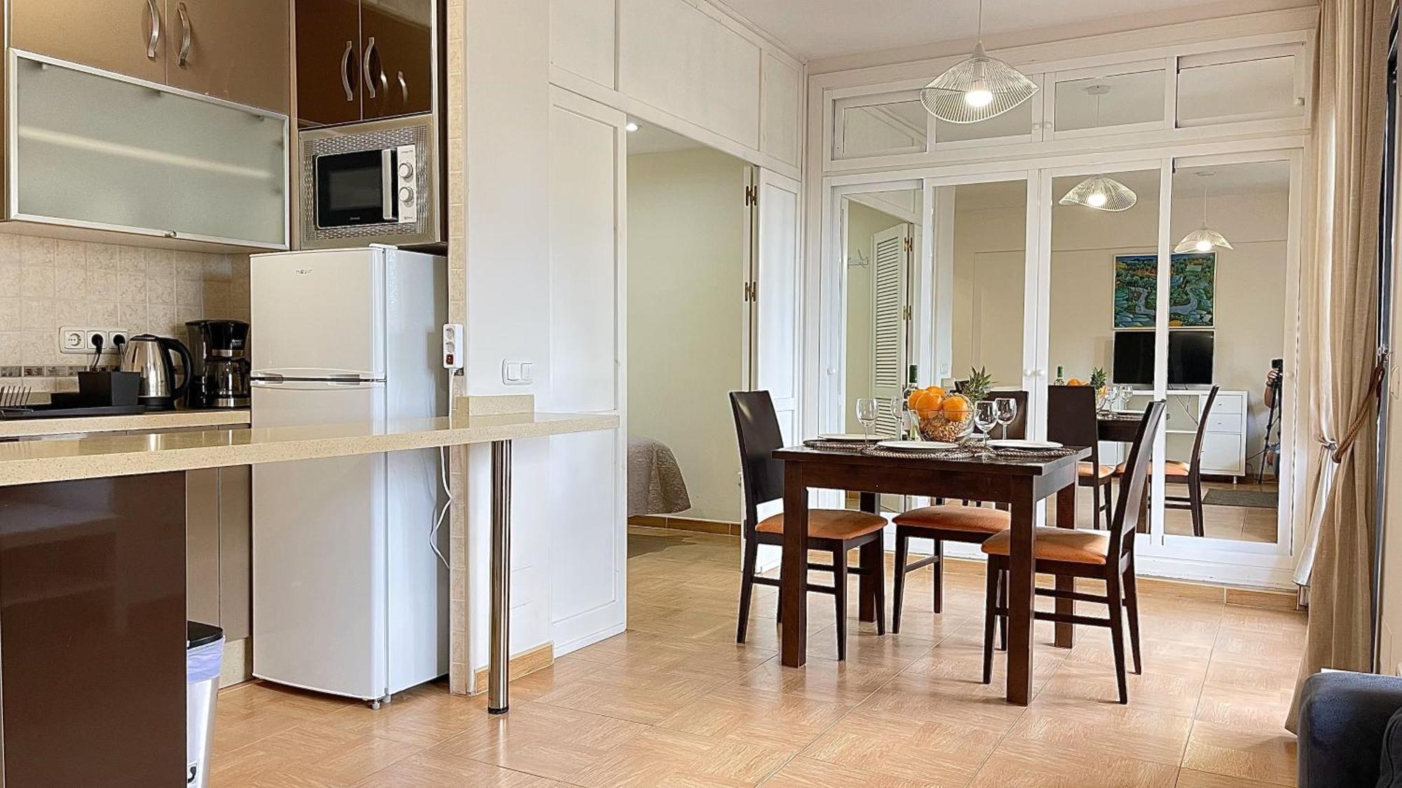Beachfront 1br In Center Of Marbella! Apartment