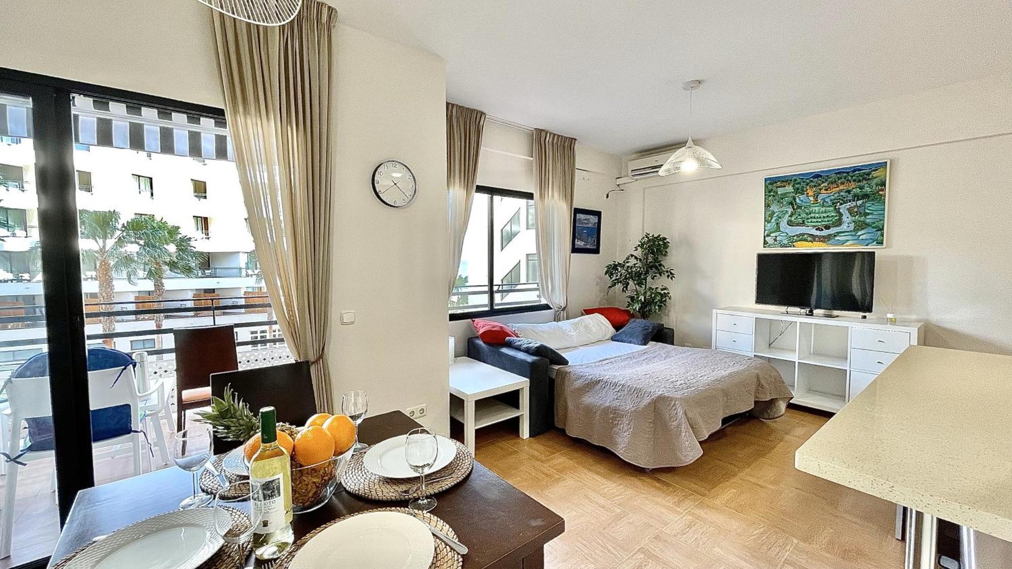 Beachfront 1br In Center Of Marbella! Apartment *