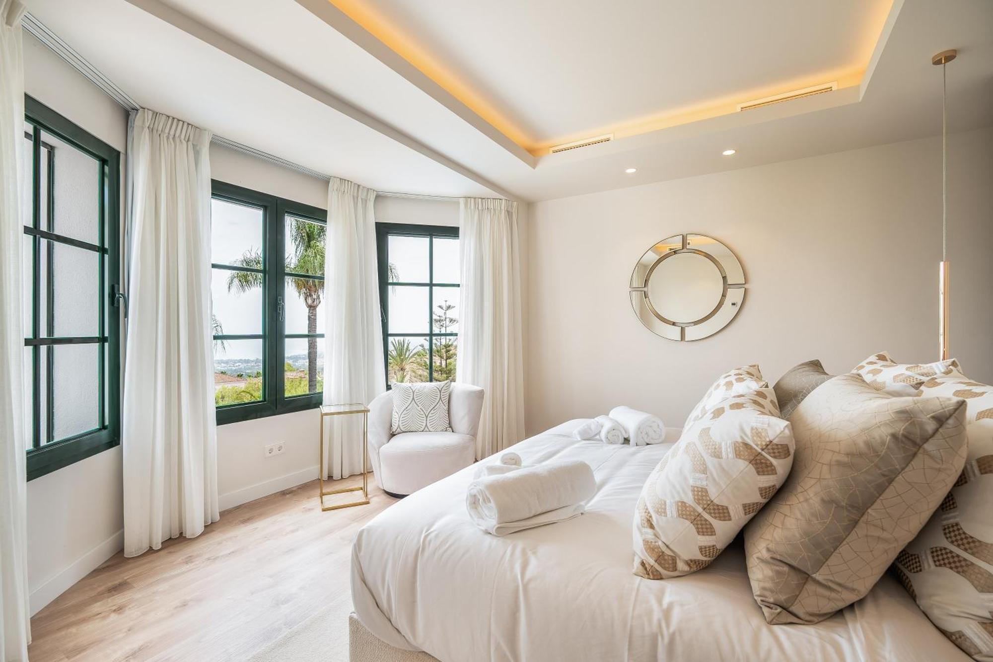 Villa Shakira, Sierra Blanca, Marbella