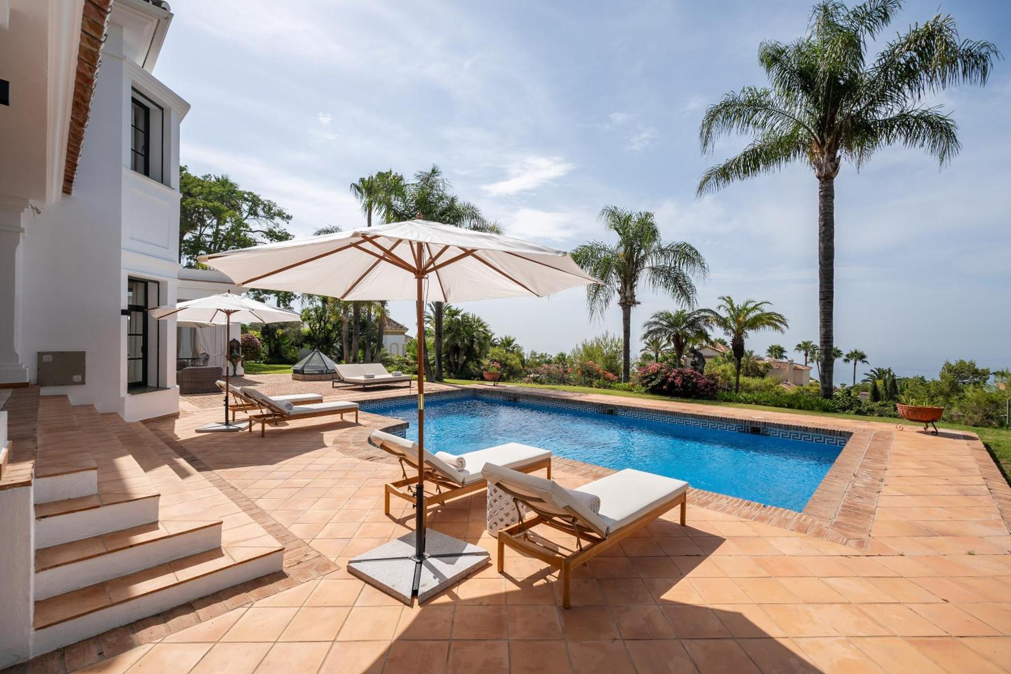 Villa Shakira, Sierra Blanca, Marbella