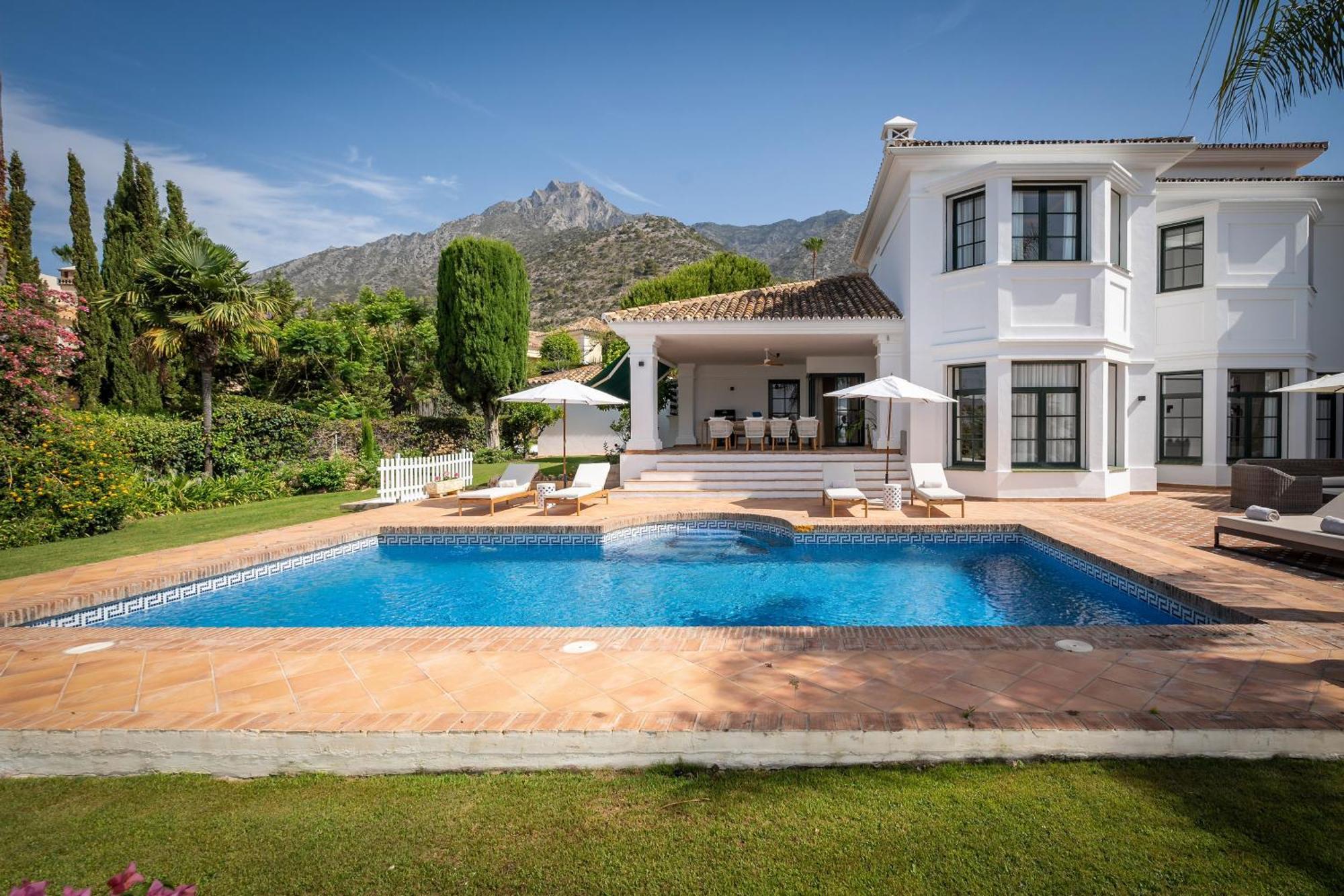 Villa Shakira, Sierra Blanca,