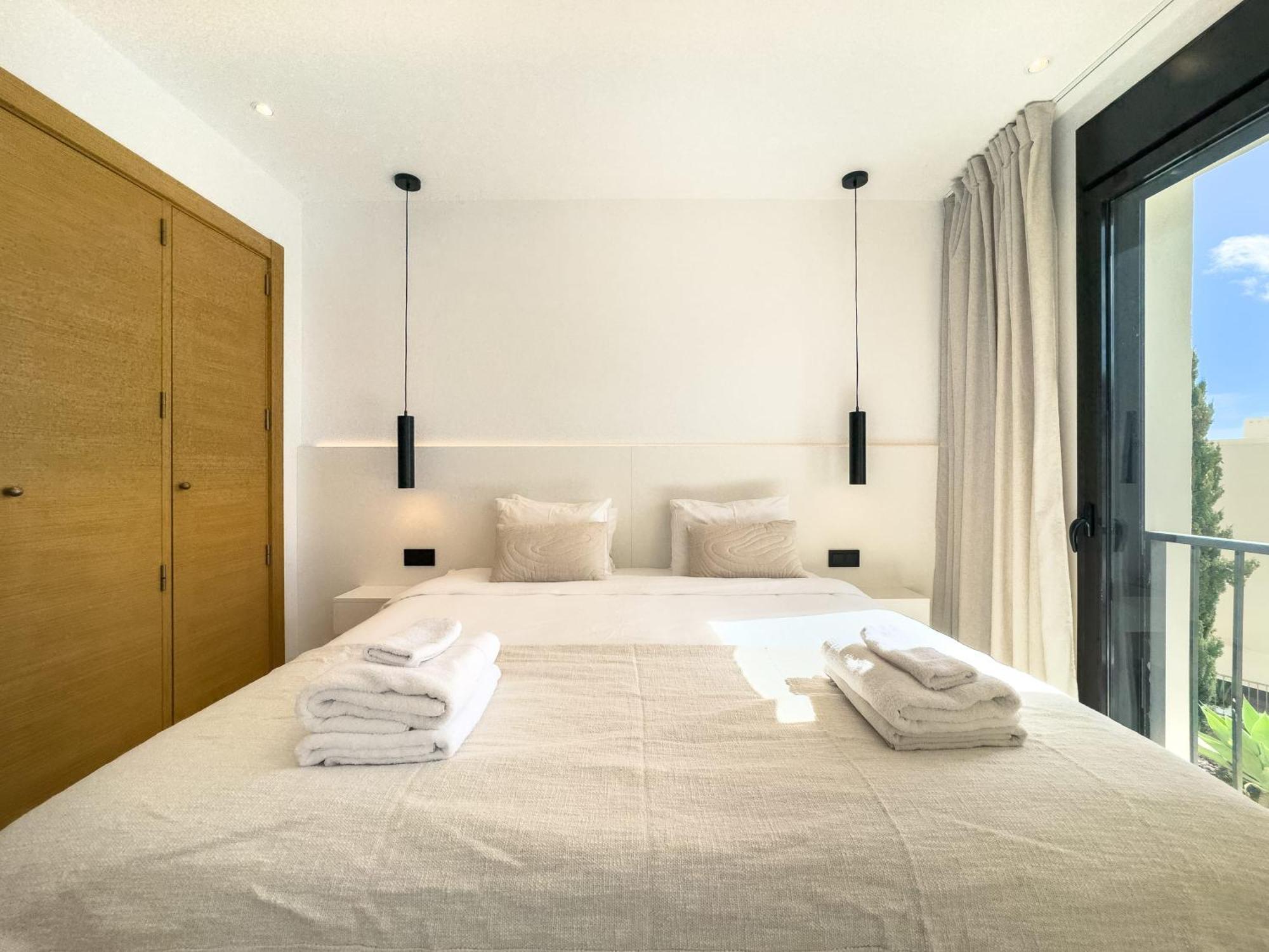 Samara Gym Jacuzzi Pools Apartment Marbella