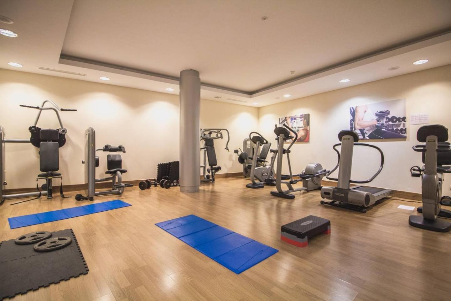 Samara Gym Jacuzzi Pools *