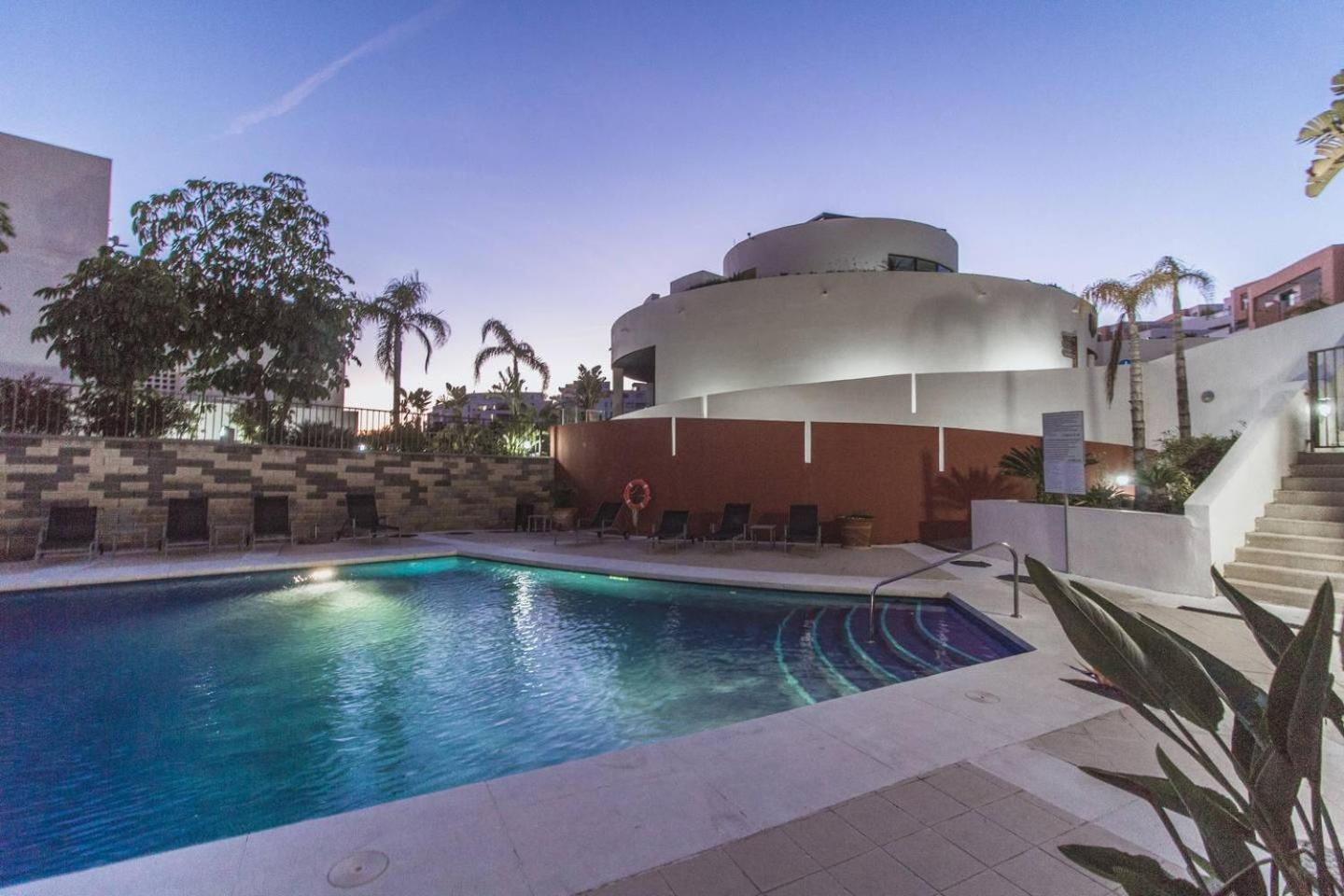 Samara Gym Jacuzzi Pools Marbella